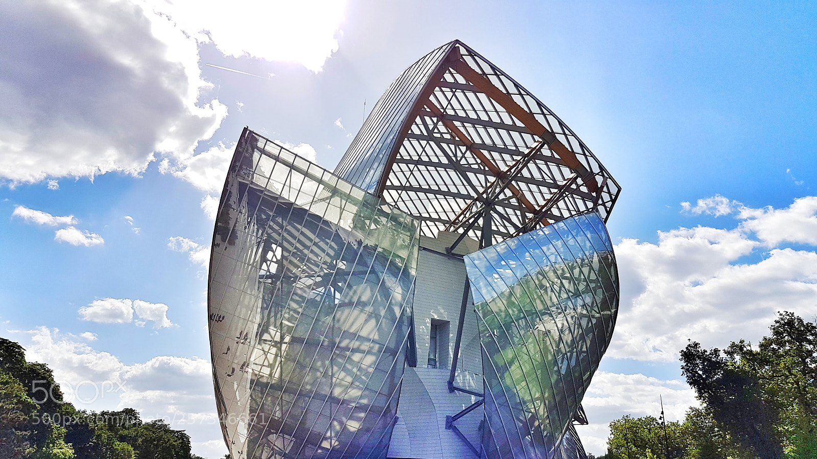 Samsung Galaxy S7 sample photo. Fondation louis vuitton photography