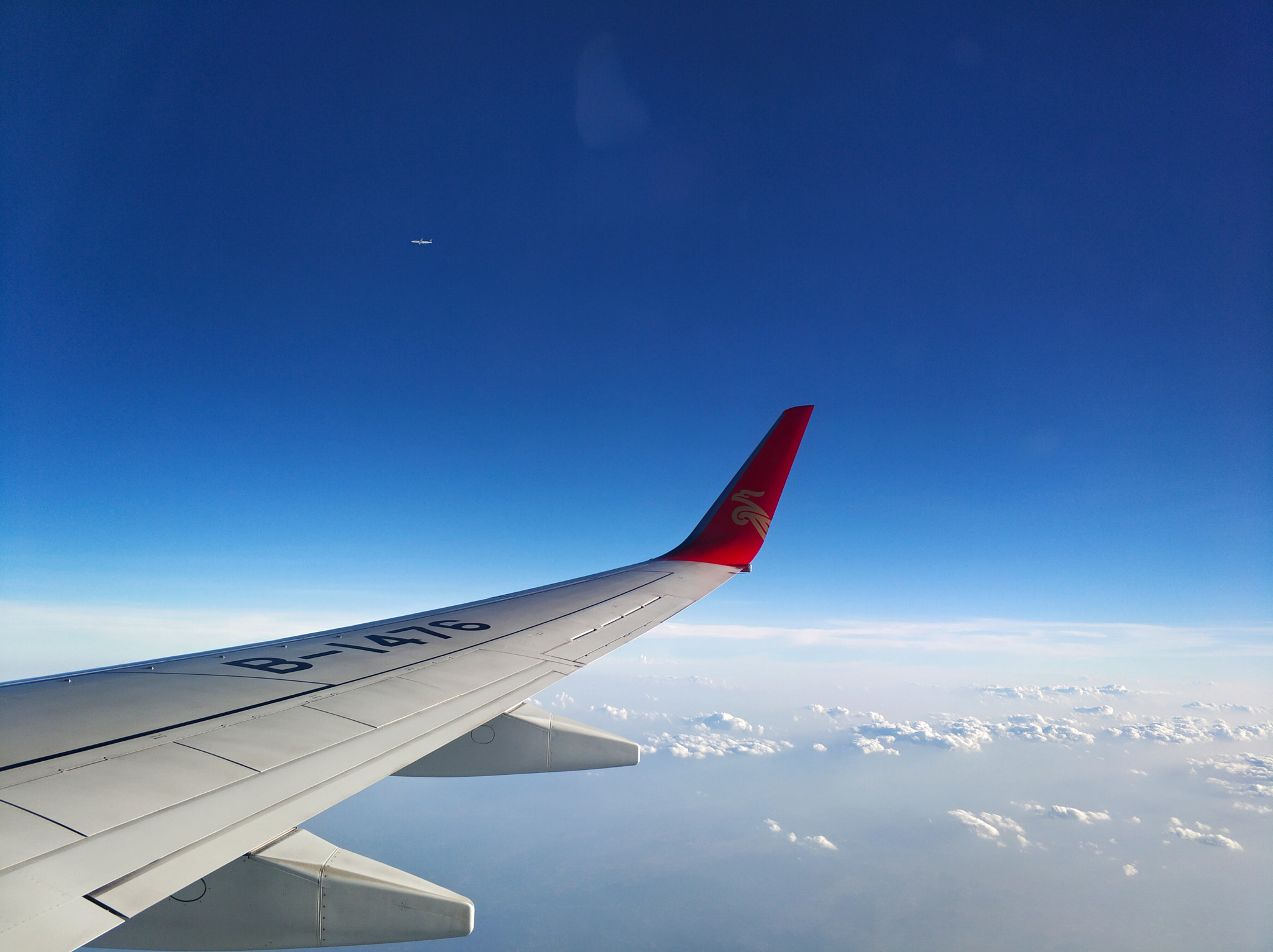 Xiaomi Mi Note 3 sample photo. Up in the air photography