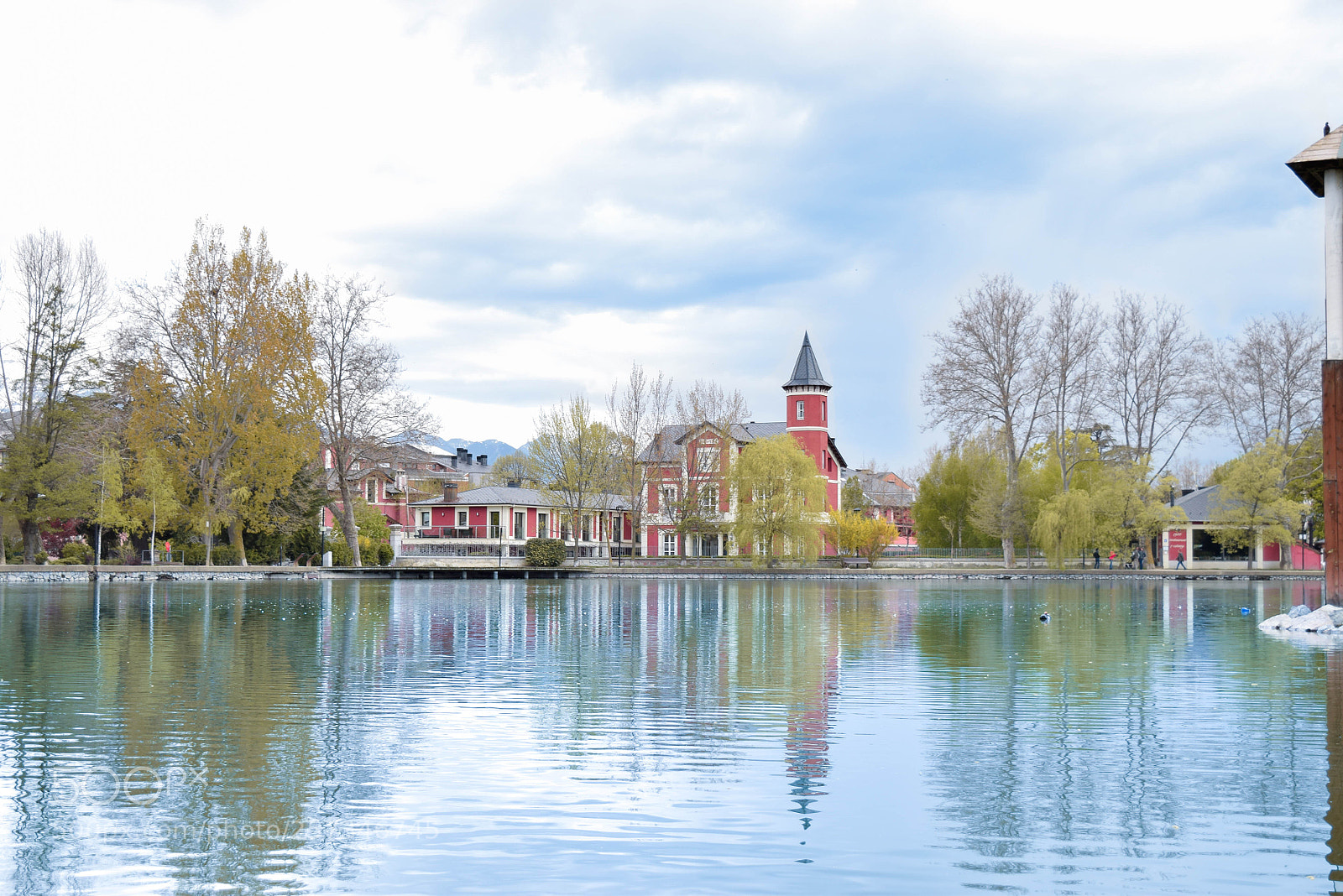 Nikon D5300 sample photo. Lake in city photography