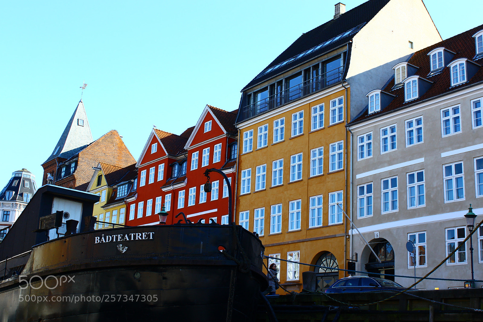Canon EF-S 18-55mm F3.5-5.6 IS sample photo. Classic photography