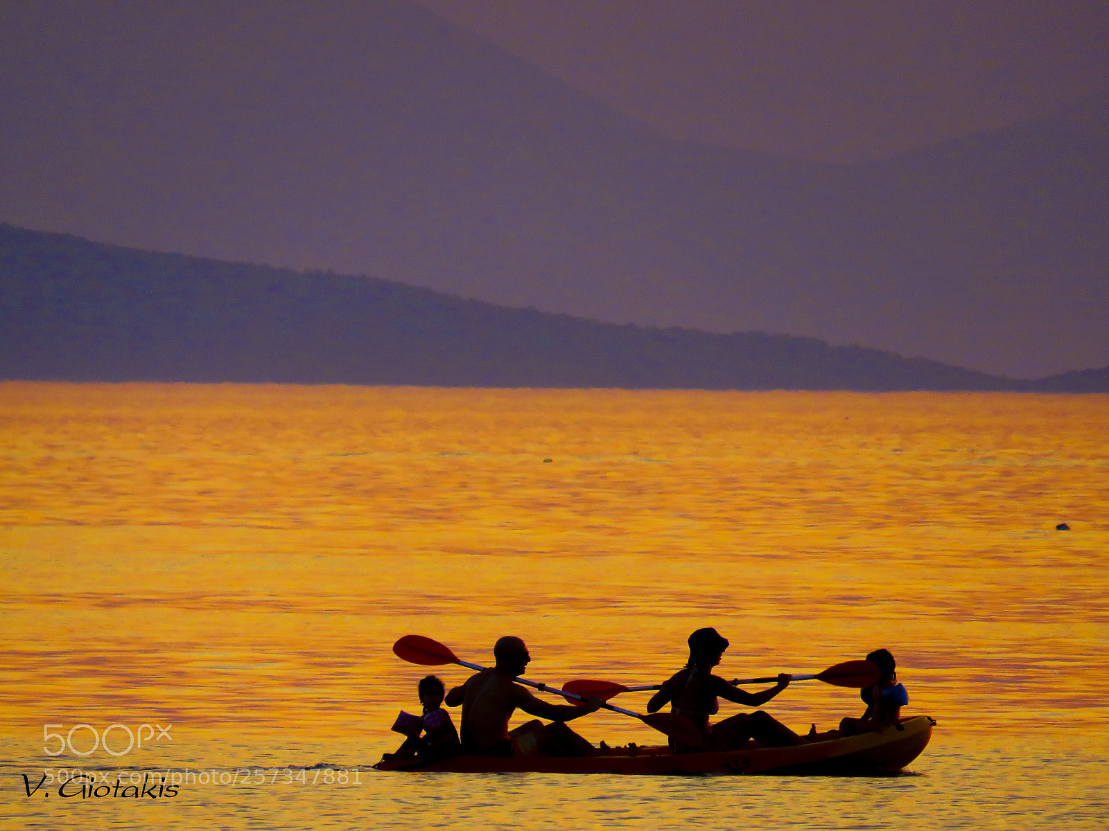 Canon PowerShot SX60 HS sample photo. Sunset, family on the photography