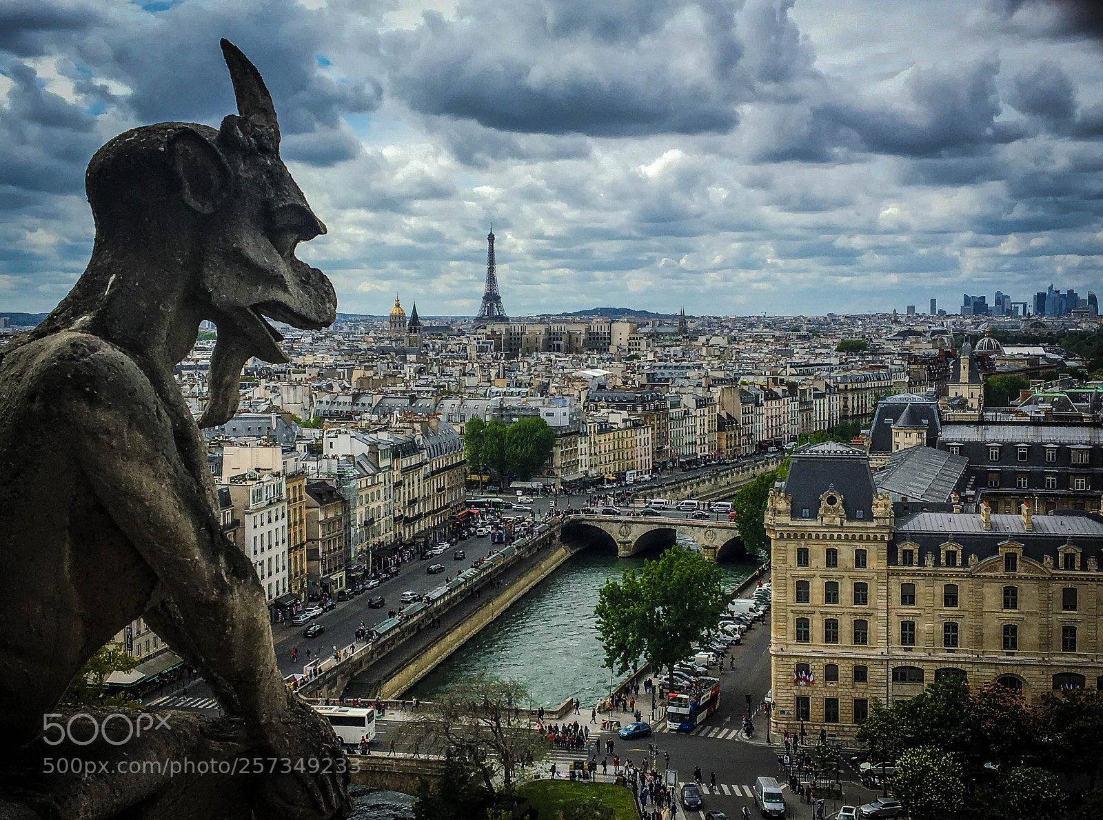 Apple iPhone 6s sample photo. Gargoyle on one of photography