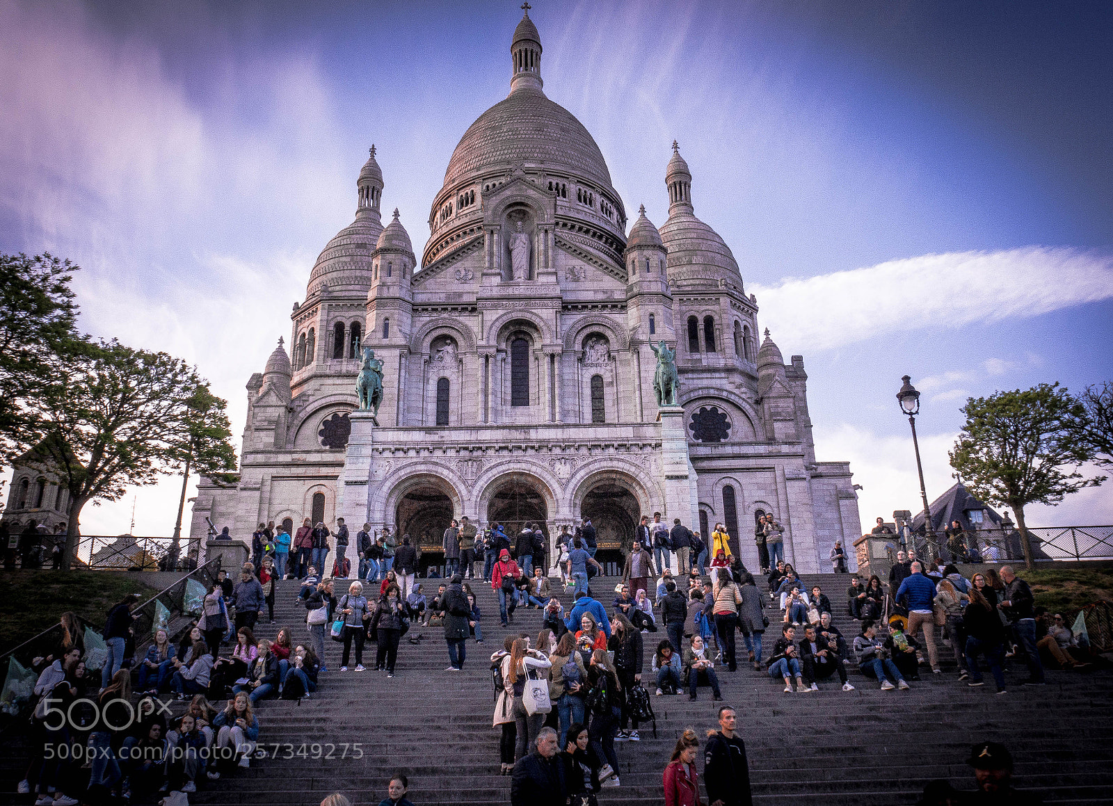 Olympus OM-D E-M10 II sample photo. Sacre coeur in montmatre photography
