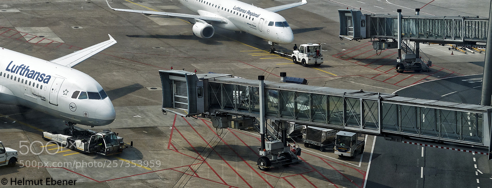 Olympus OM-D E-M5 sample photo. Langenhagen, flughafen hannover (haj) photography