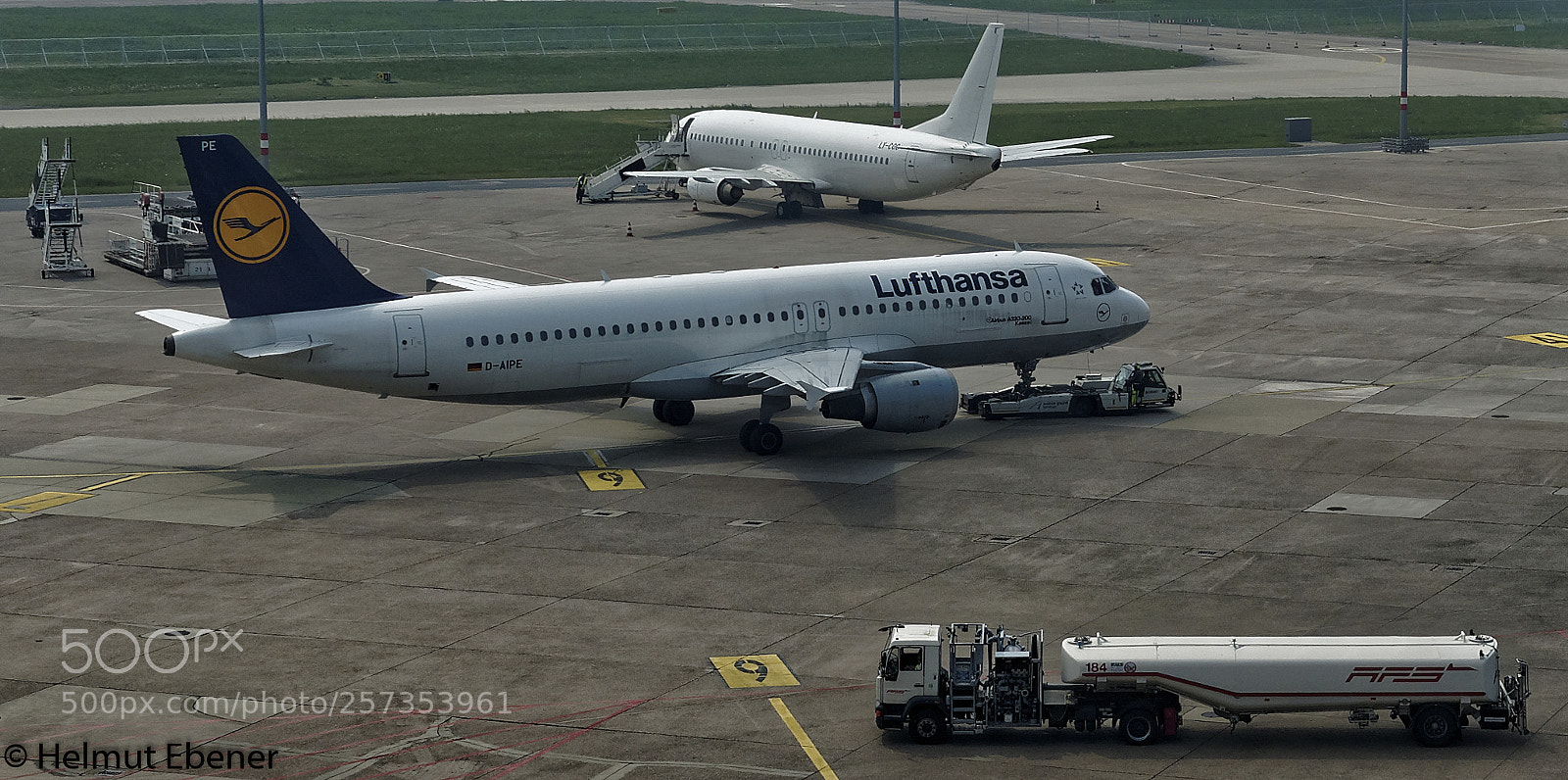 Olympus OM-D E-M5 sample photo. Langenhagen, flughafen hannover (haj) photography