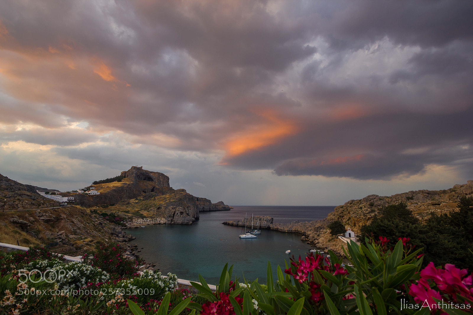 Canon EOS 550D (EOS Rebel T2i / EOS Kiss X4) sample photo. Sunset in lindos  photography