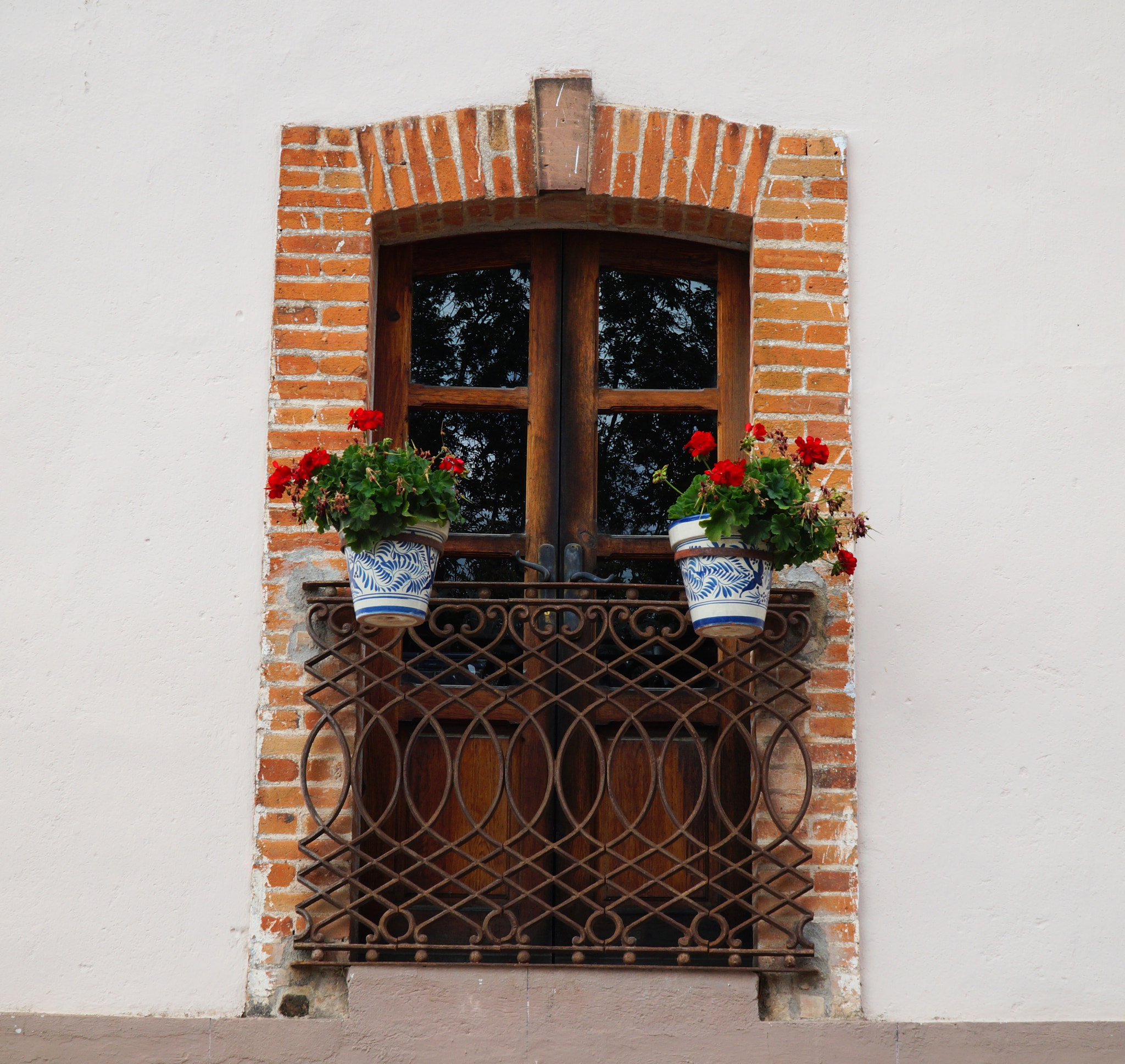 Sony Alpha a3500 sample photo. Beautiful window photography