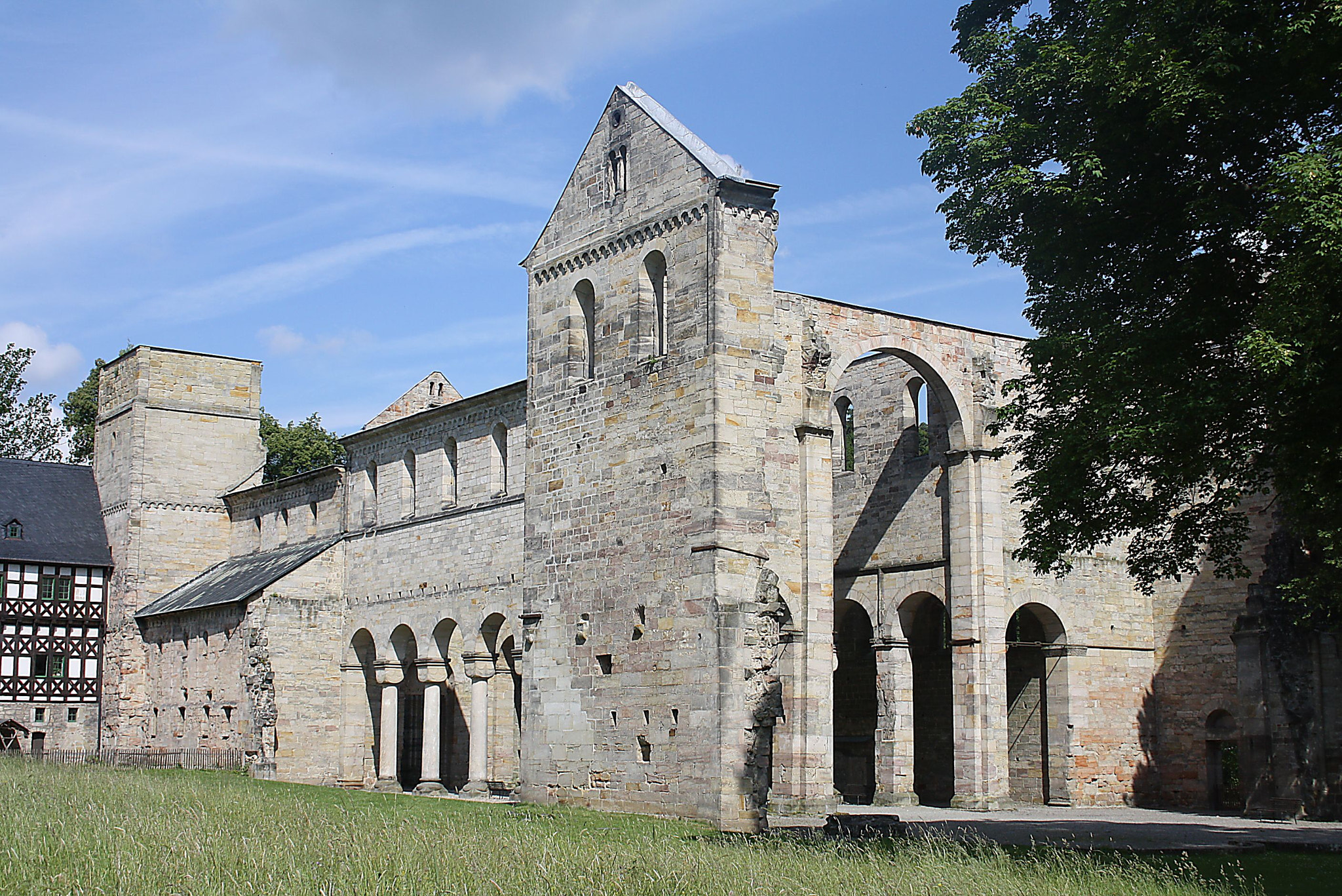 Canon EF-S 18-55mm F3.5-5.6 II sample photo. Kloster paulinzella photography