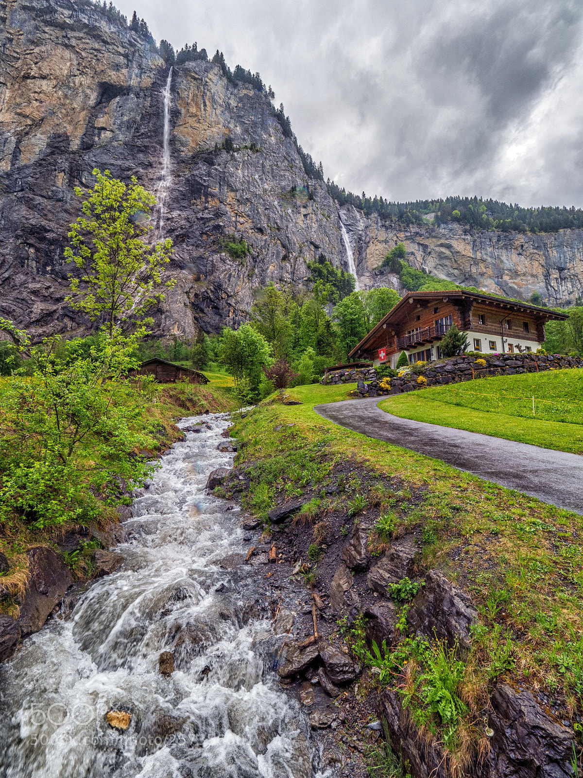 Olympus OM-D E-M5 II sample photo. Lauterbrunnen valley photography