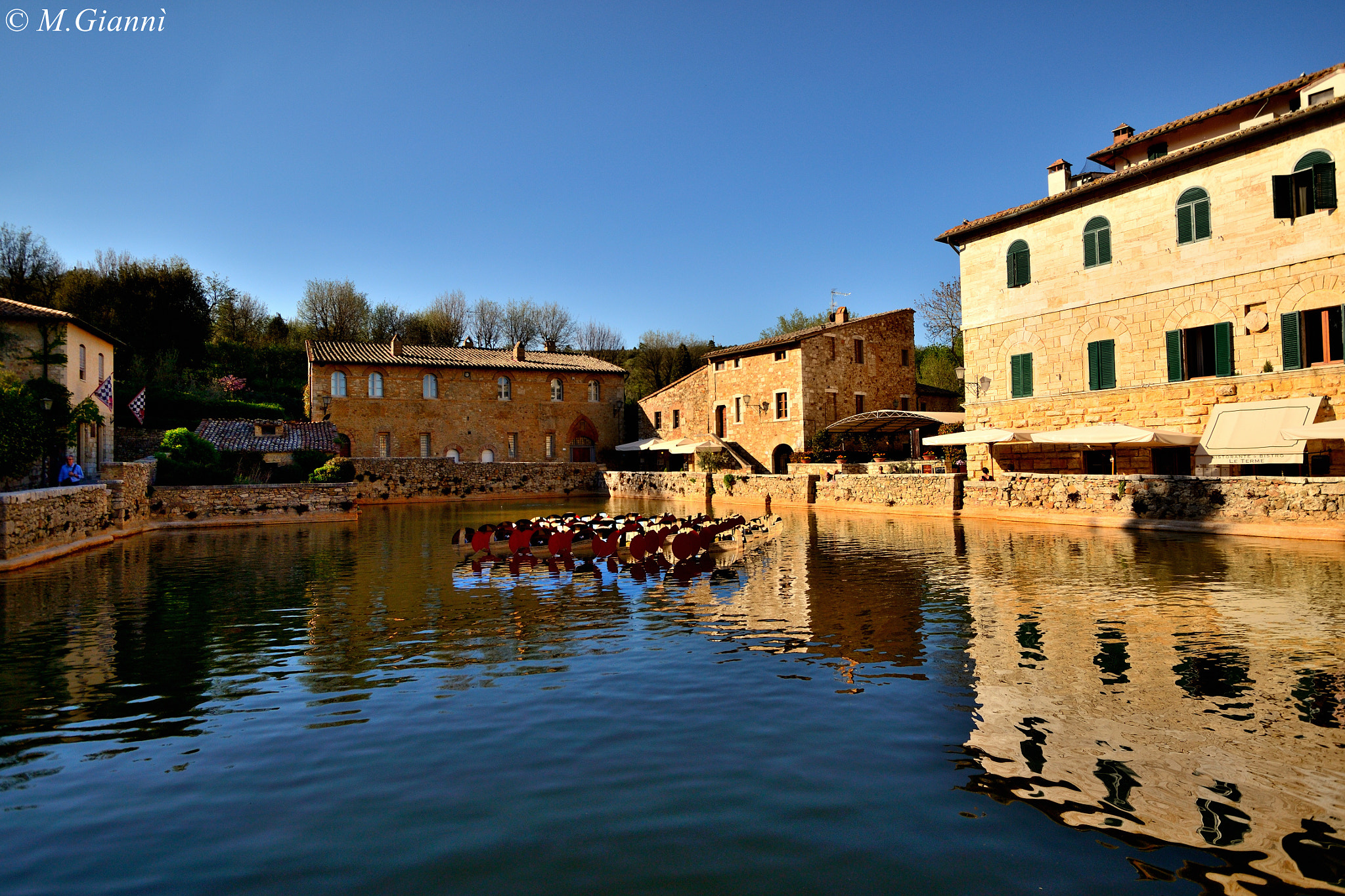 Sigma 10-20mm F3.5 EX DC HSM sample photo. Bagno vignoni - val d'orcia photography