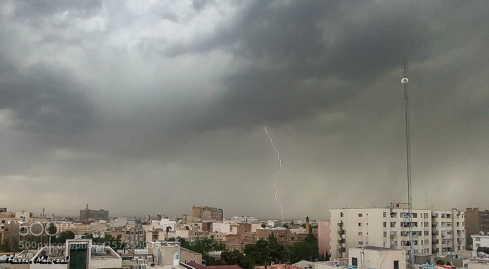LG G5 sample photo. Thunderstorm over tehran photography