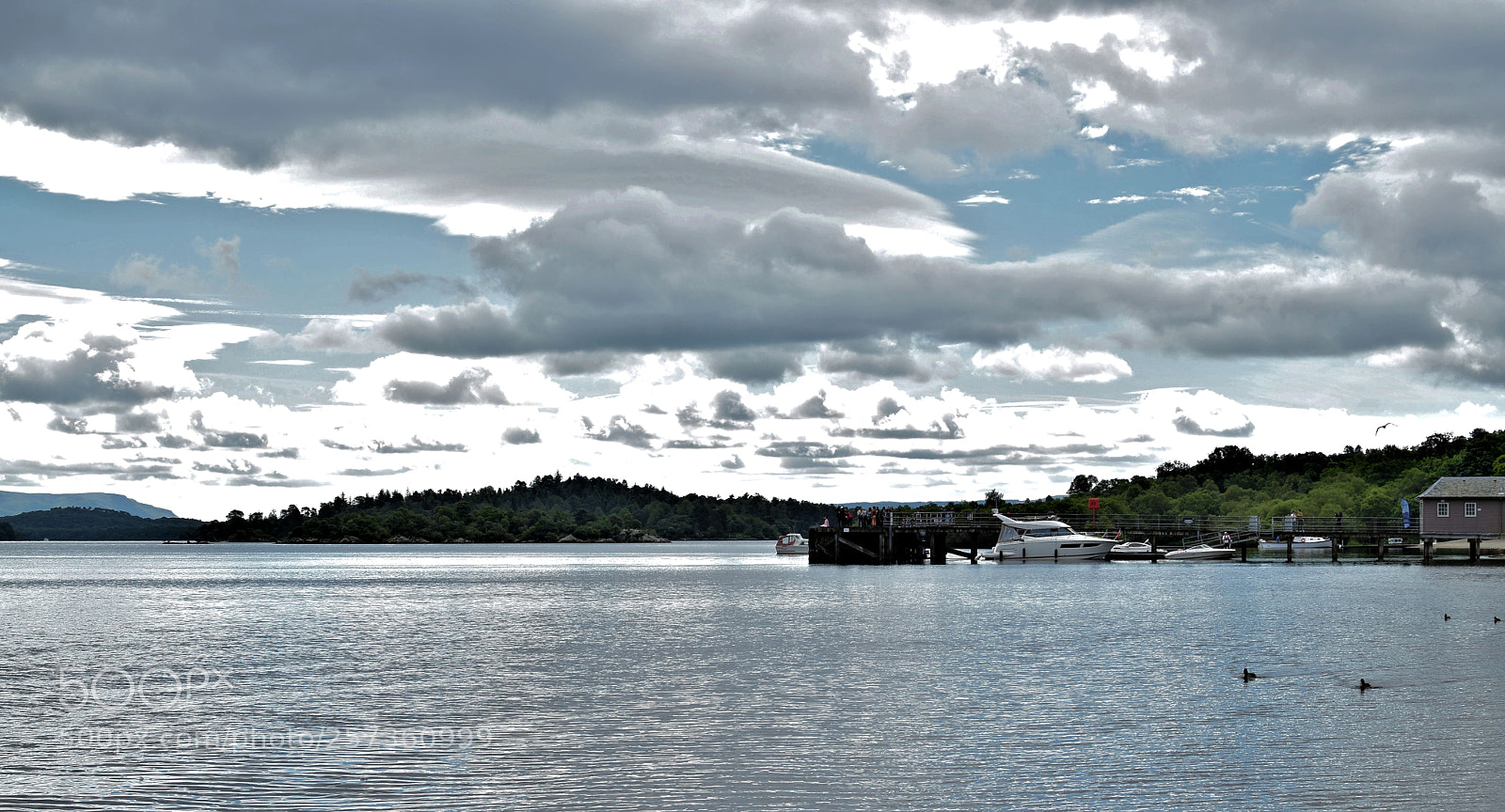 Nikon D5500 sample photo. Luss boat photography