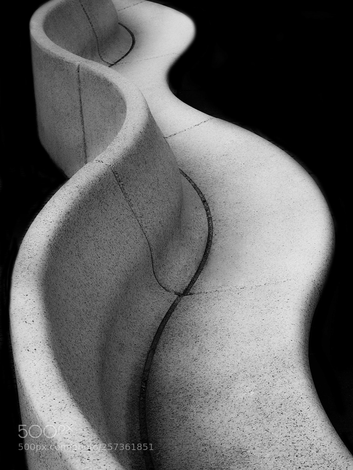 Olympus OM-D E-M10 II sample photo. Curves photography