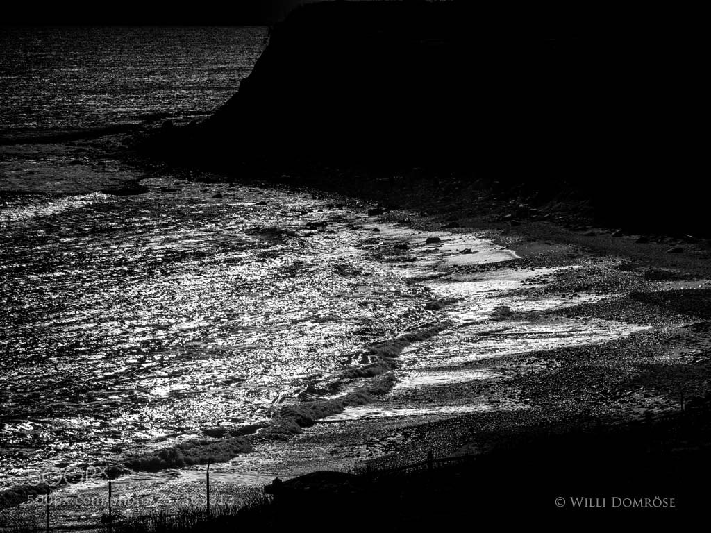 Olympus OM-D E-M1 sample photo. Dark sea photography