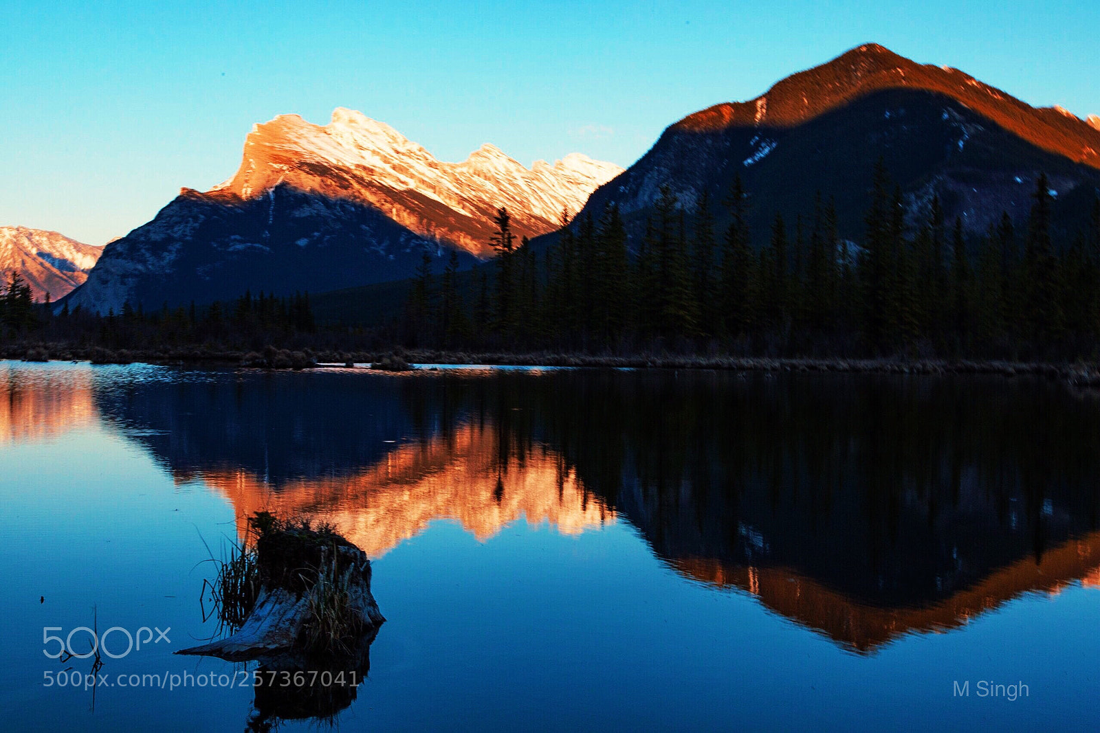 Canon EOS 5D Mark II sample photo. Sunset at vermillion lakes  photography
