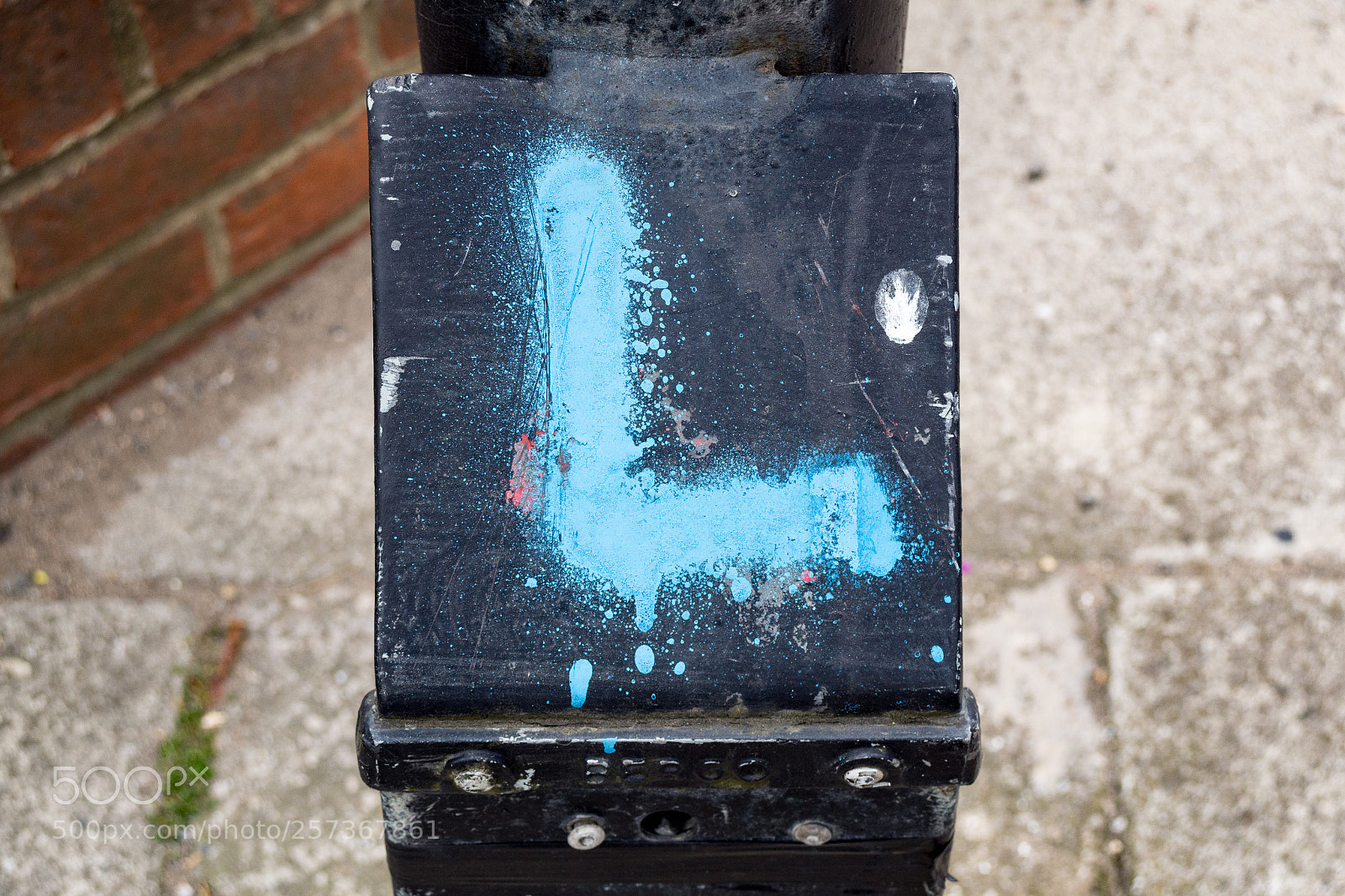 Canon EOS 6D sample photo. The letter l photography