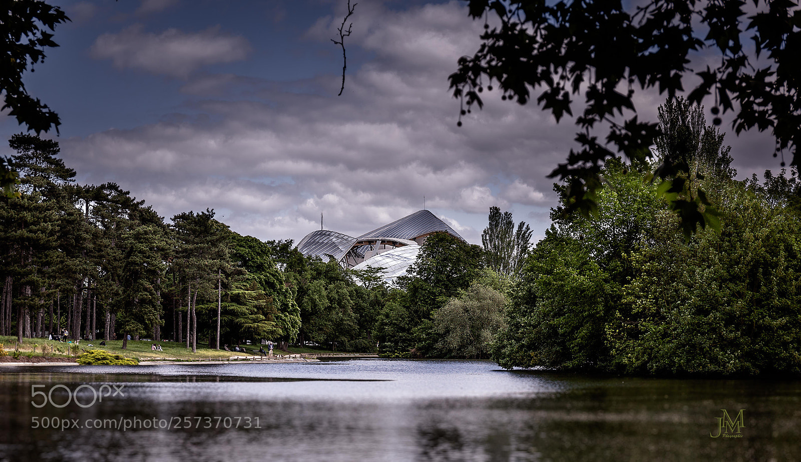 Canon EOS 6D sample photo. Fondation louis vuiton-vue du photography