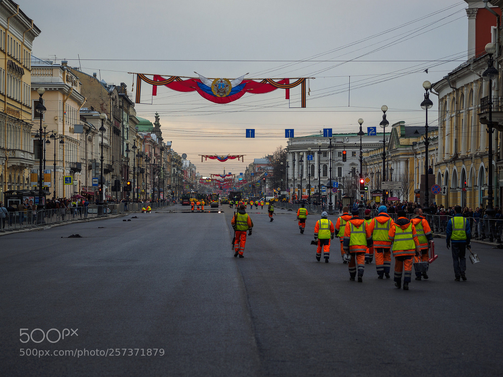 Olympus OM-D E-M1 sample photo. Nevsky avenue photography