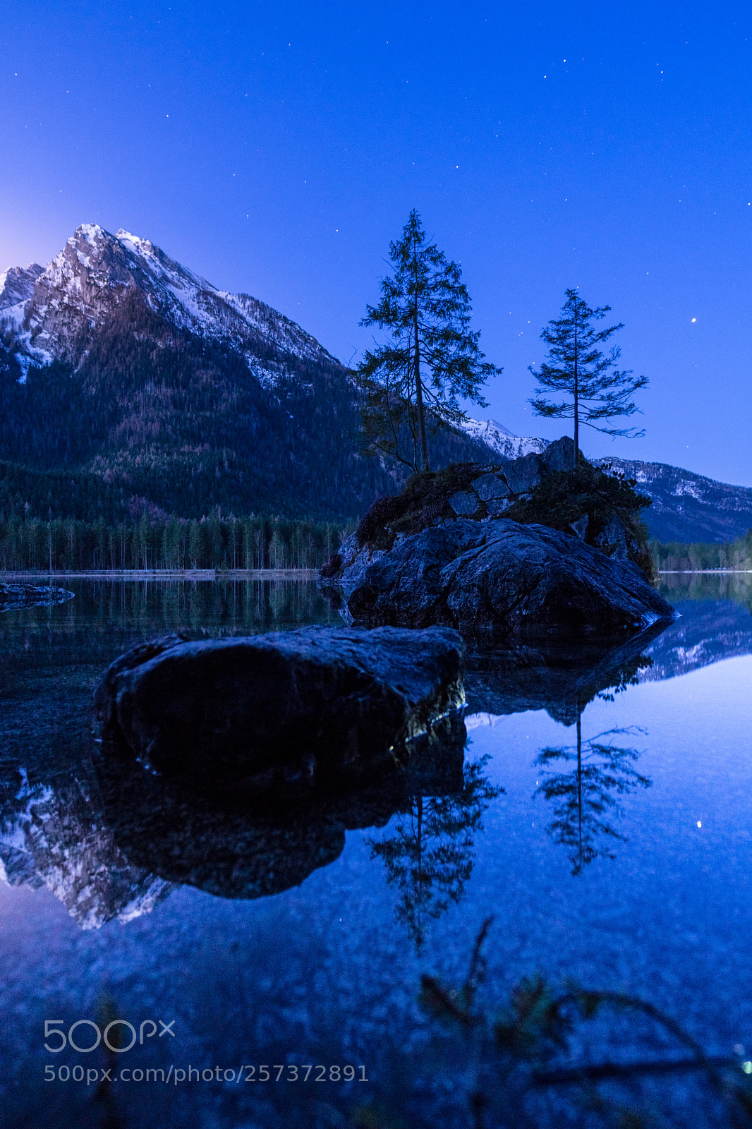 Sony a5100 sample photo. Hintersee 10 seconds before sunrise photography