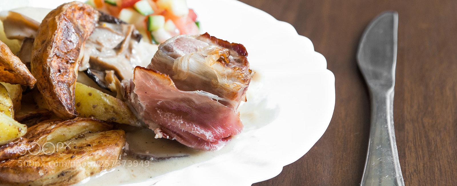Nikon D800 sample photo. Beef in bacon with photography