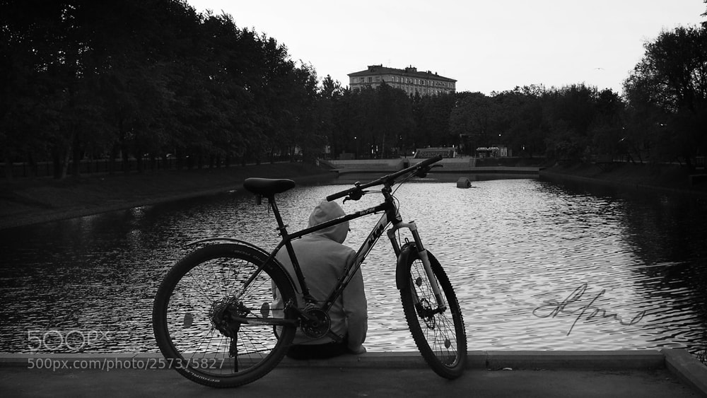 Olympus OM-D E-M5 II sample photo. Bicycle photography