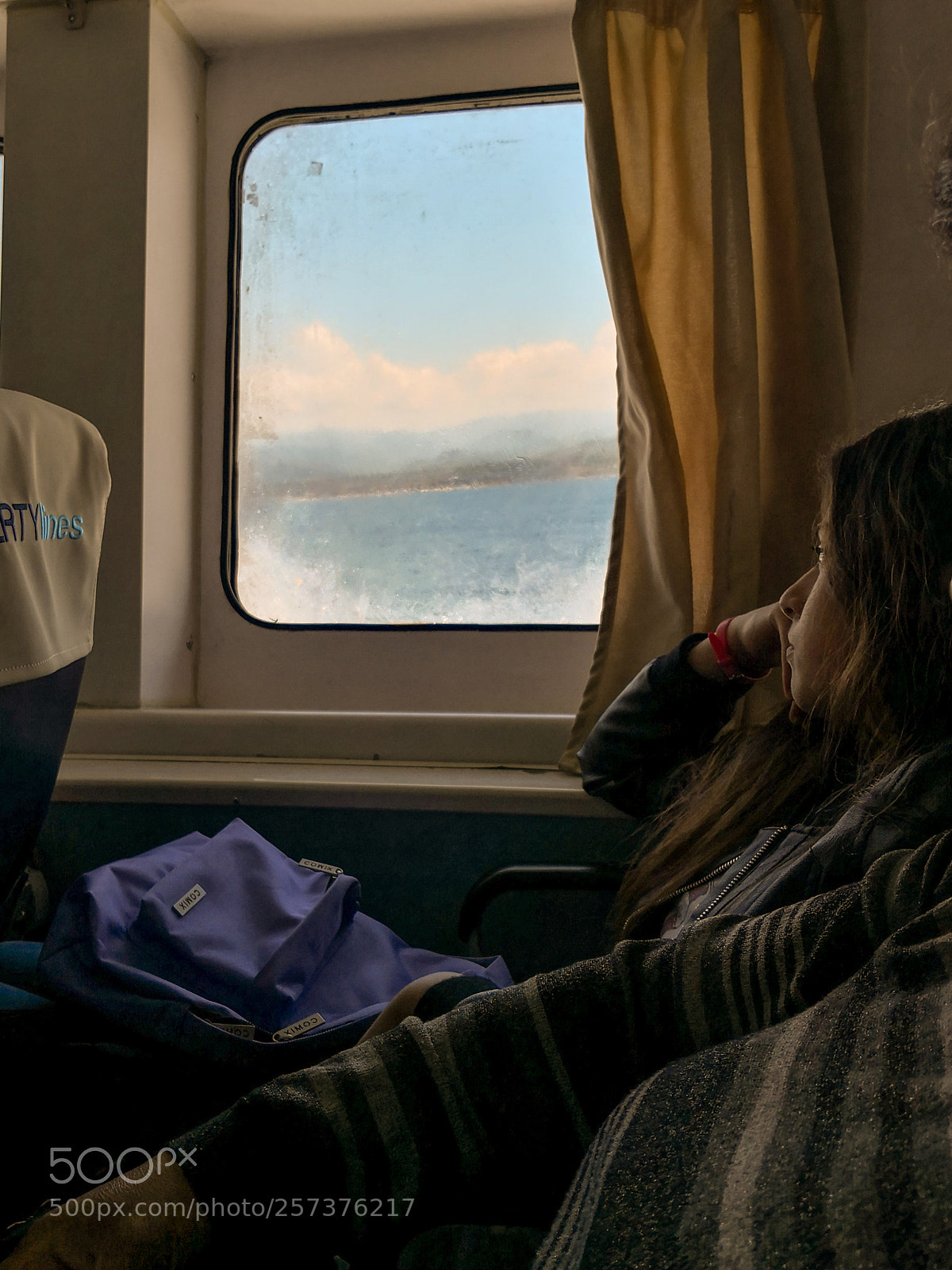 HUAWEI Mate 10 Pro sample photo. Loneliness on the boat photography