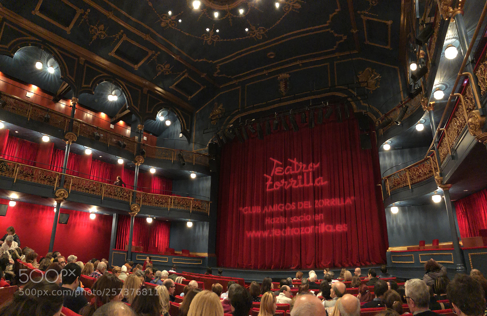 Apple iPhone 8 sample photo. Teatro zorrilla photography