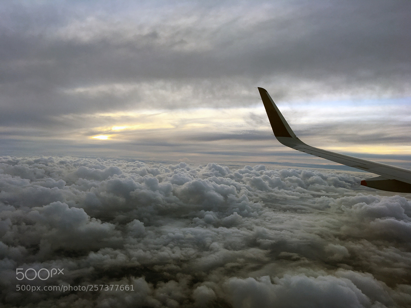 Apple iPhone SE sample photo. Sunset from flight photography