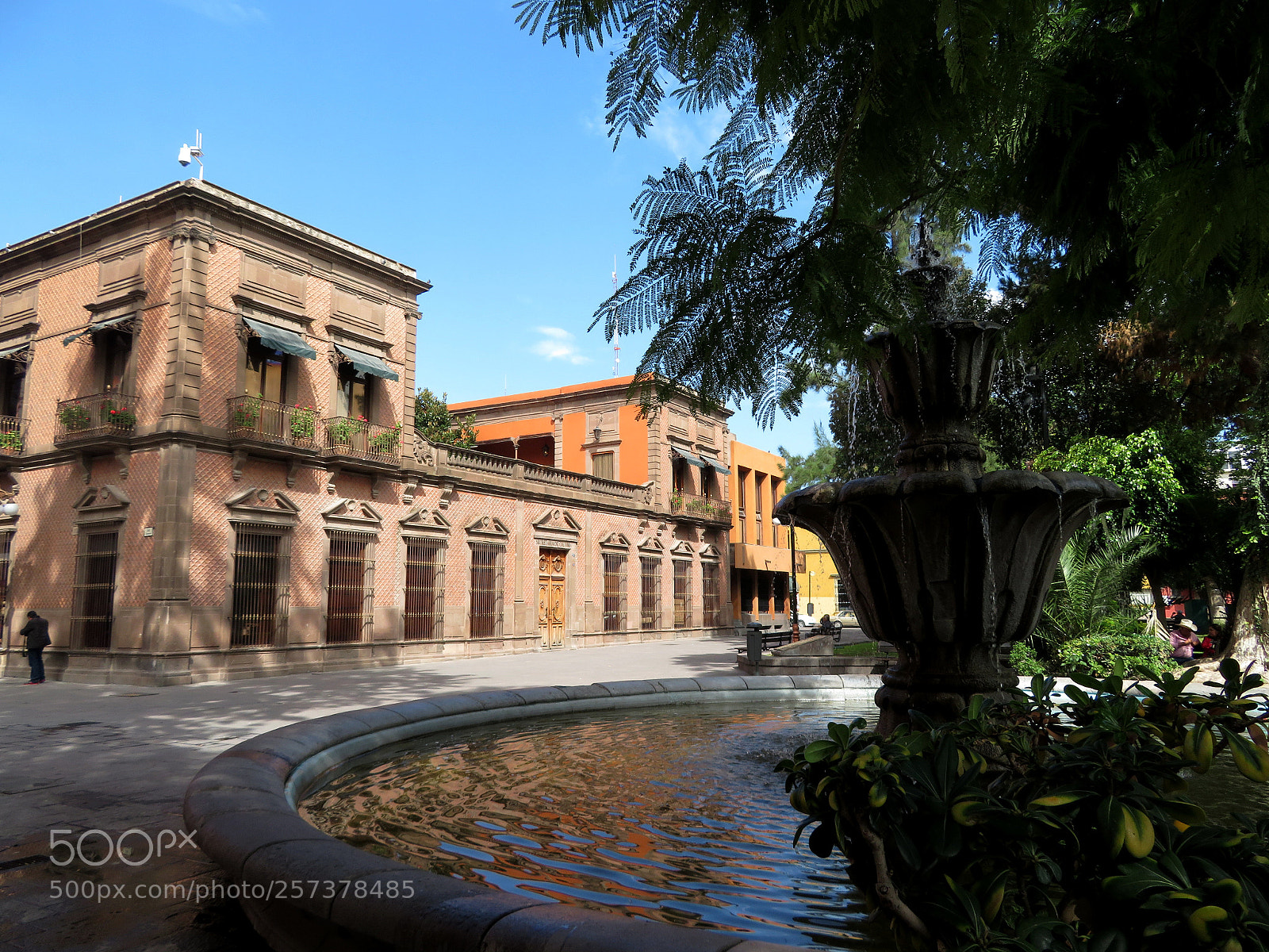 Canon PowerShot SX720 HS sample photo. Hermosa fuente photography