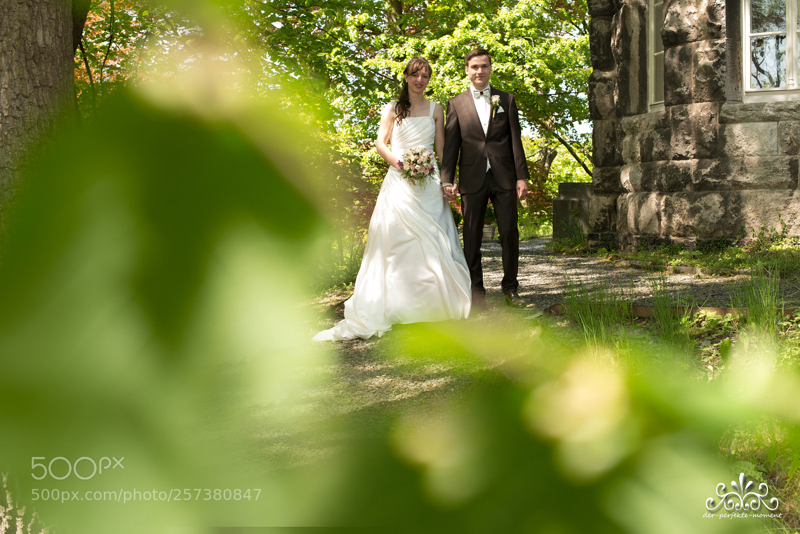 Nikon D800E sample photo. Walking on wedding day photography