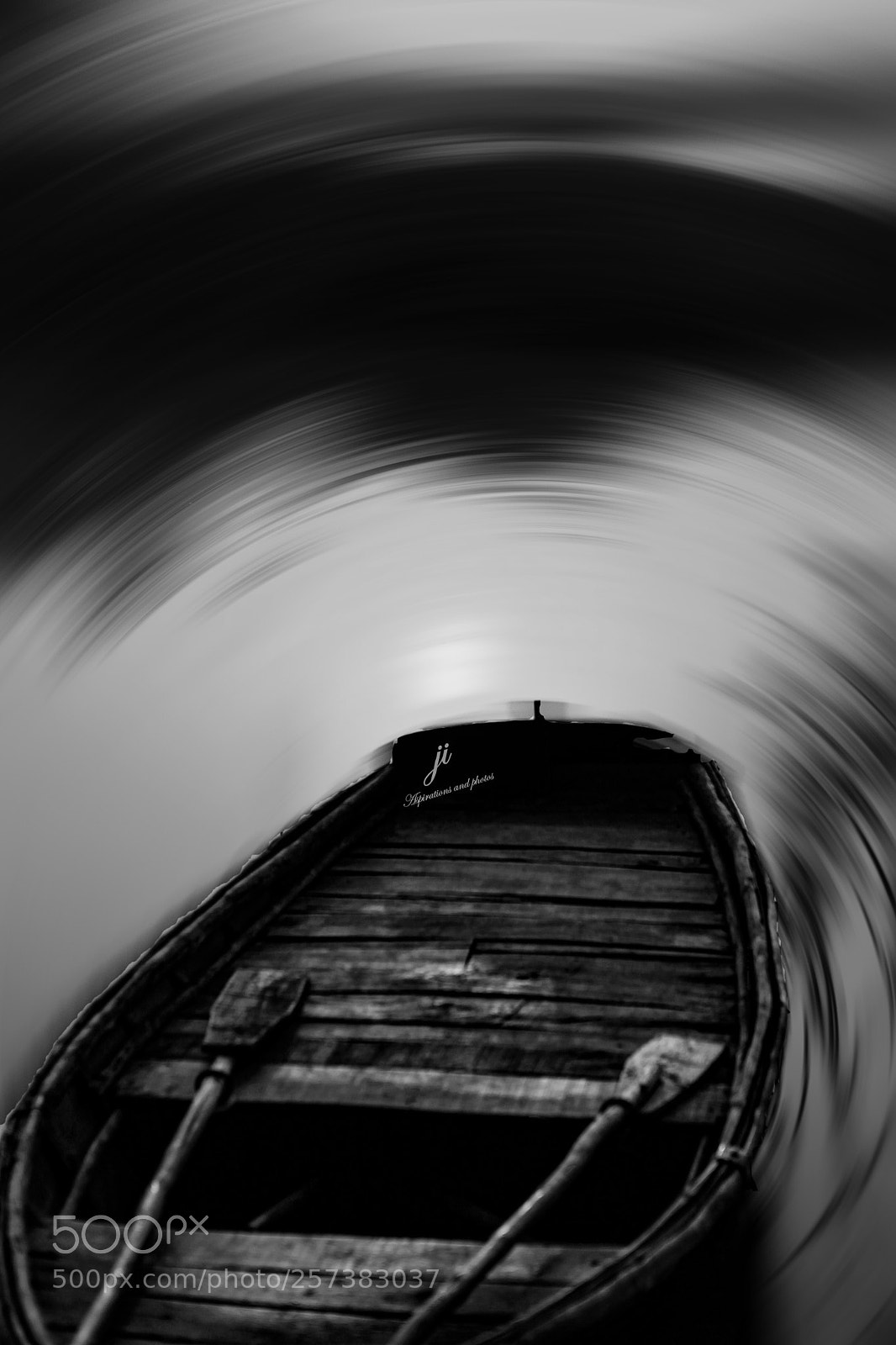 Canon EOS 5D Mark II sample photo. In the storm photography