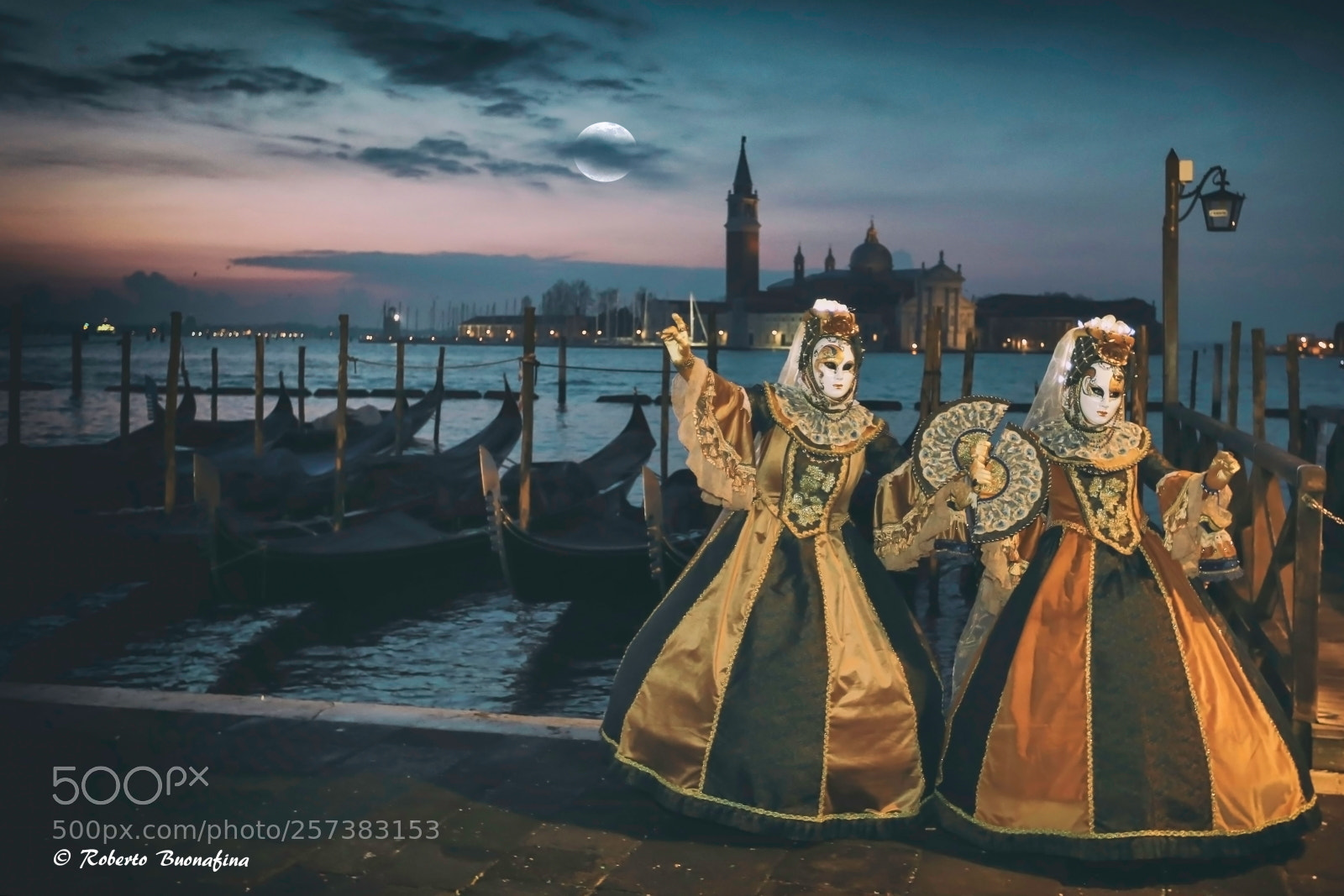 Canon EOS 6D sample photo. Venice and .... the moon .... photography