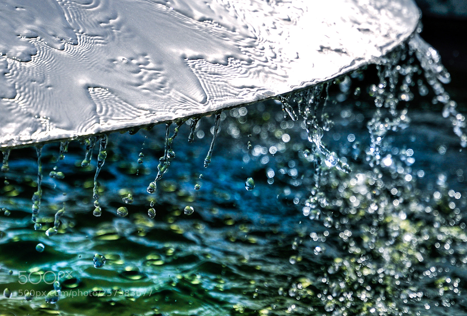 Nikon D90 sample photo. The flow photography