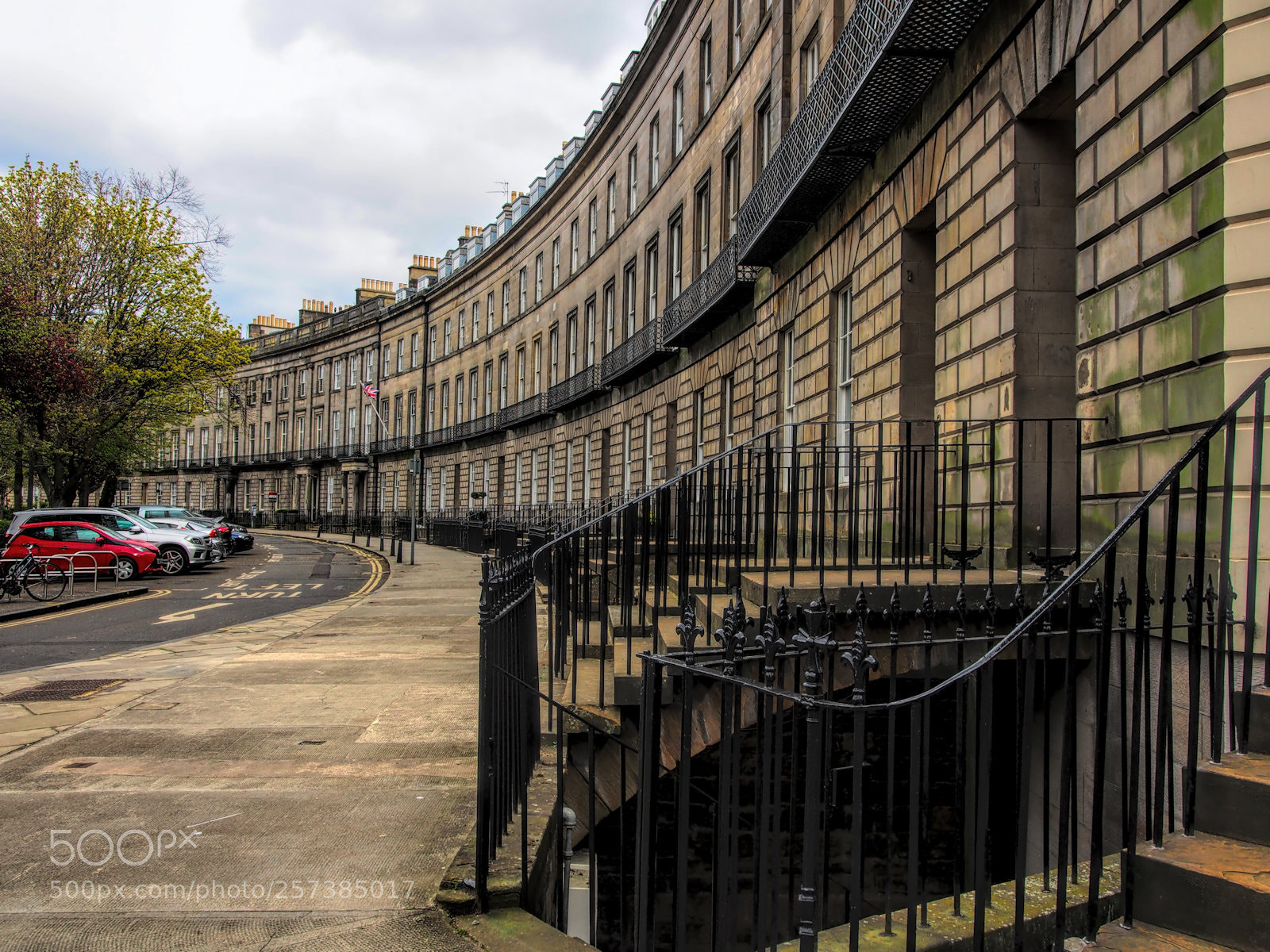 Olympus OM-D E-M5 sample photo. Life on the curve photography