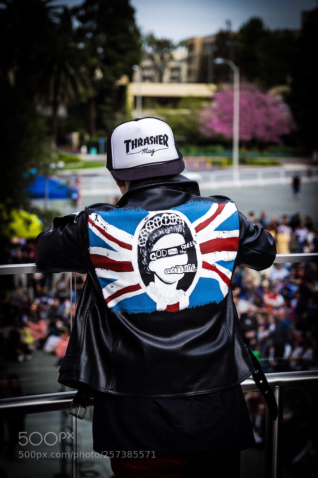Canon EOS 600D (Rebel EOS T3i / EOS Kiss X5) sample photo. God save the queen photography
