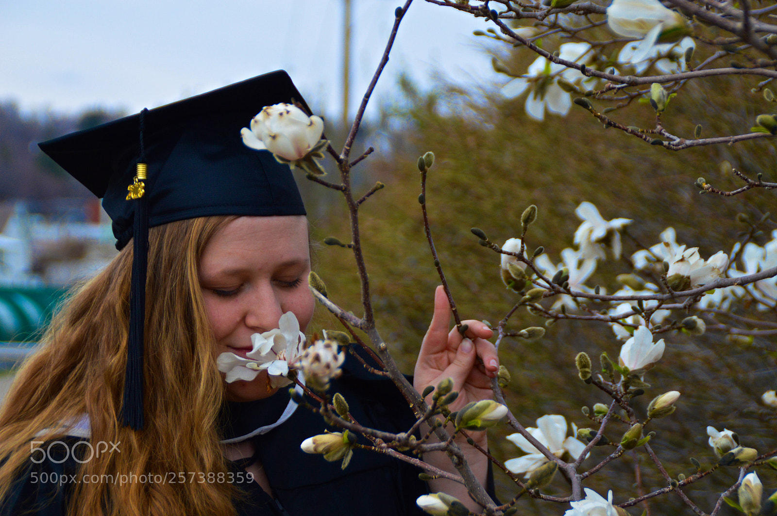 Nikon D3200 sample photo. Young love at graduation photography