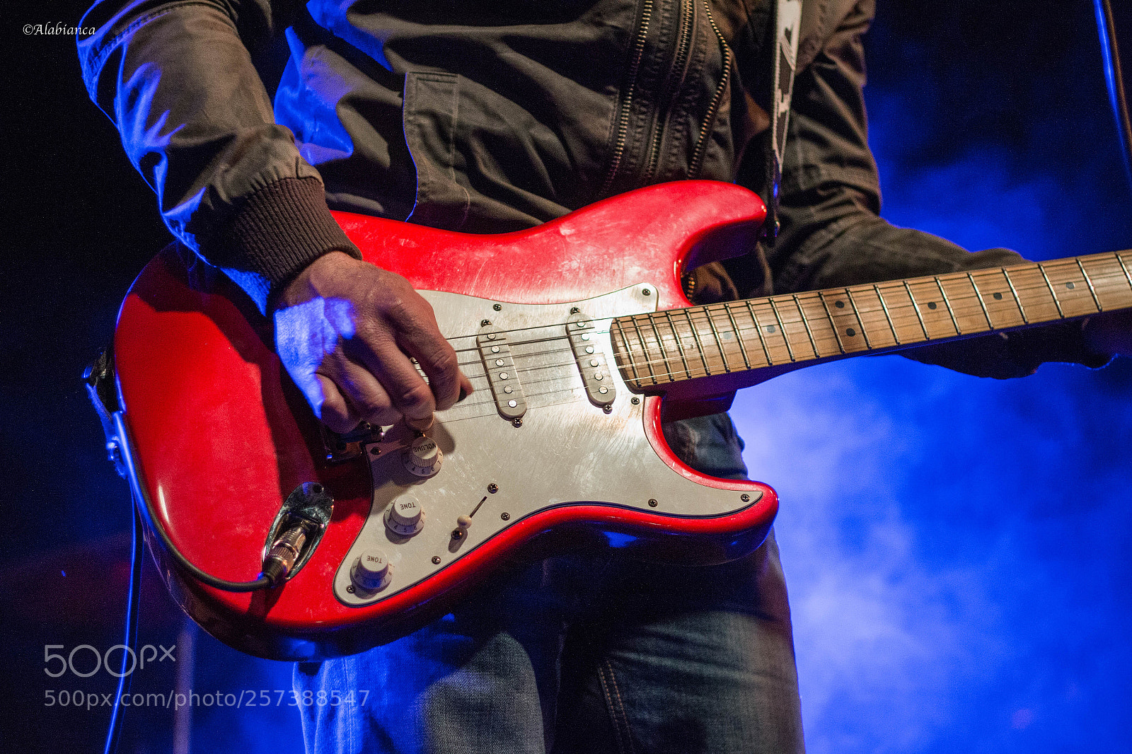 Canon EOS 70D sample photo. Guitar photography