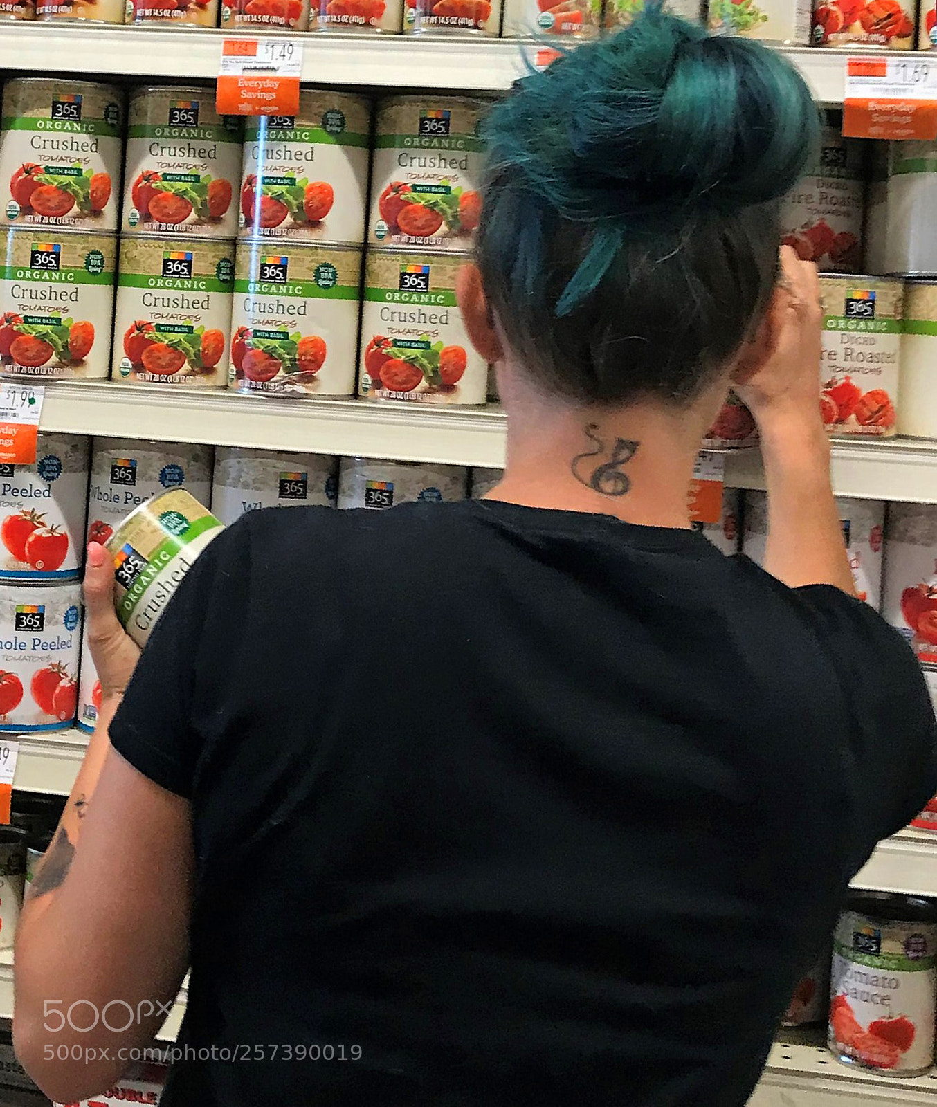 Apple iPhone 7 Plus sample photo. Shopping for organic canned photography