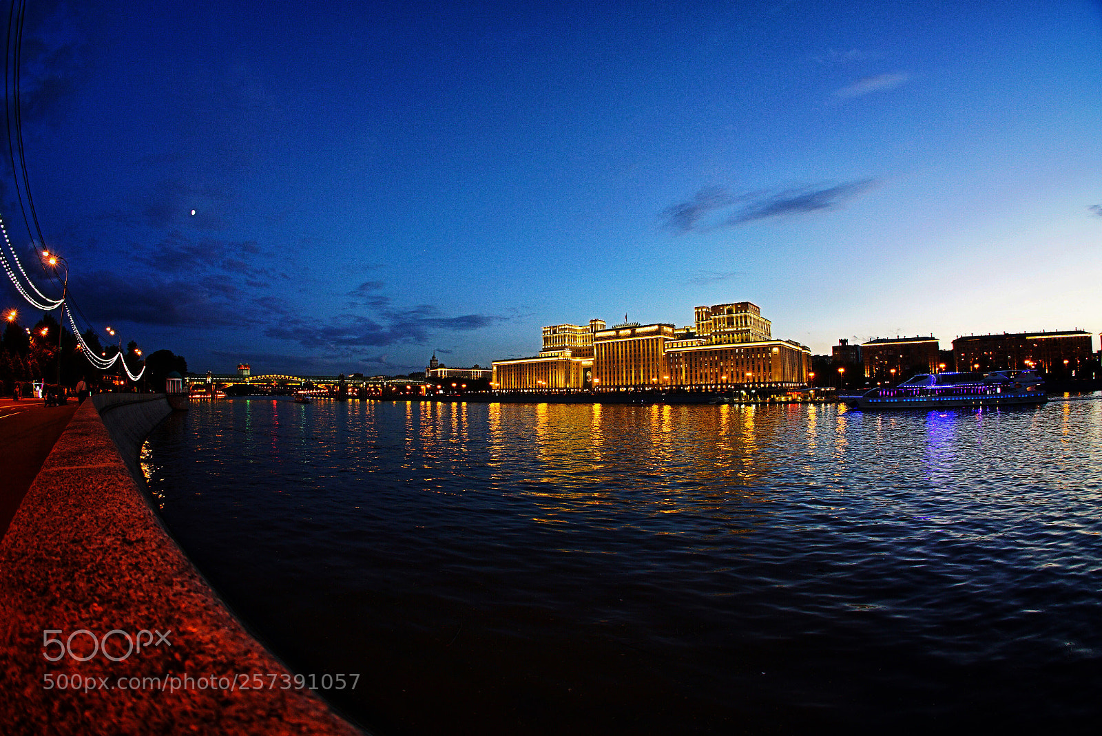 Sony ILCA-77M2 sample photo. I follow the moskva photography