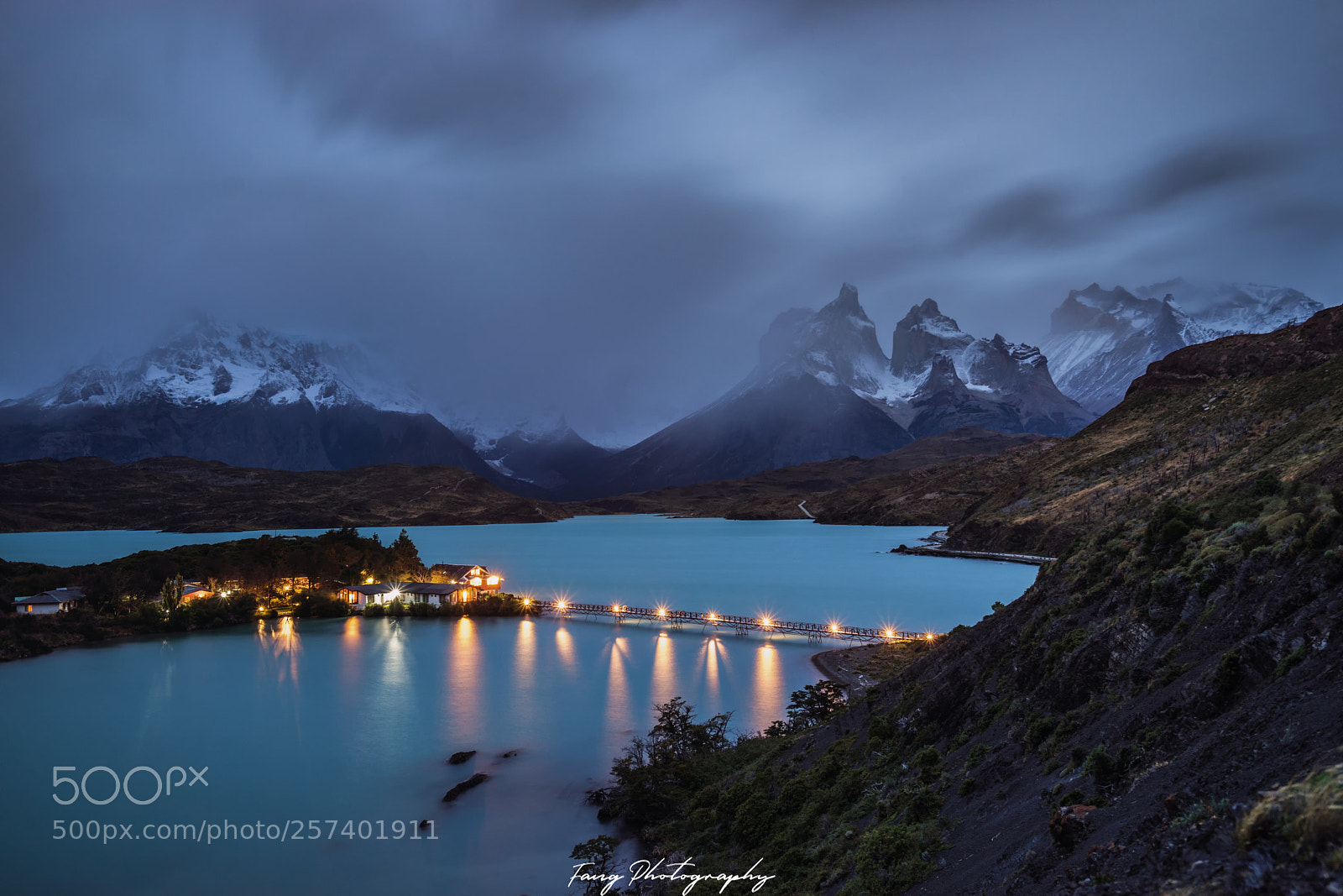 Sony a7 II sample photo. The cloudy night of photography