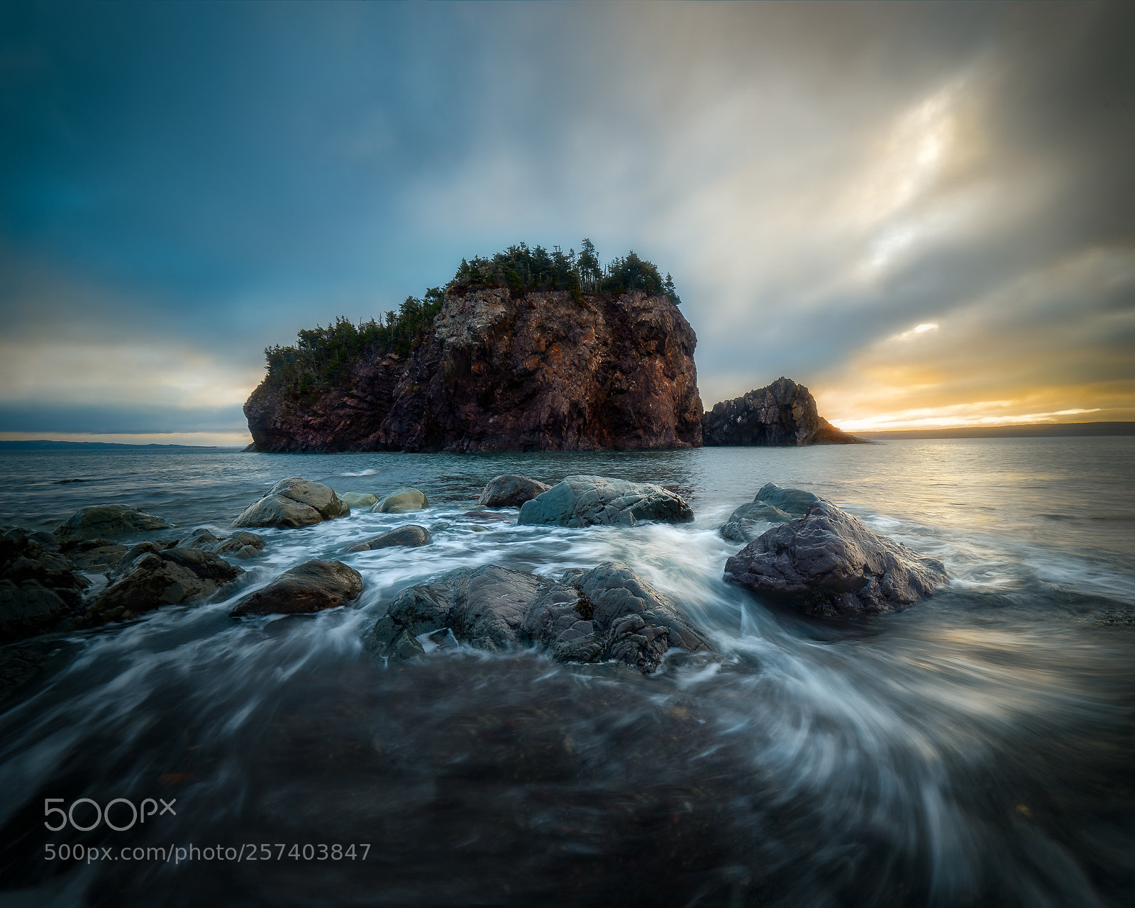 Nikon D810 sample photo. Streaking waves chance cove photography
