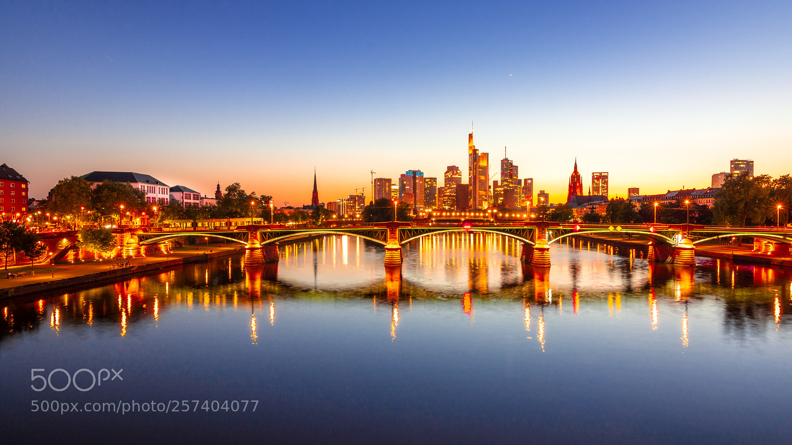 Nikon D7200 sample photo. Frankfurt skyline twilight hour photography