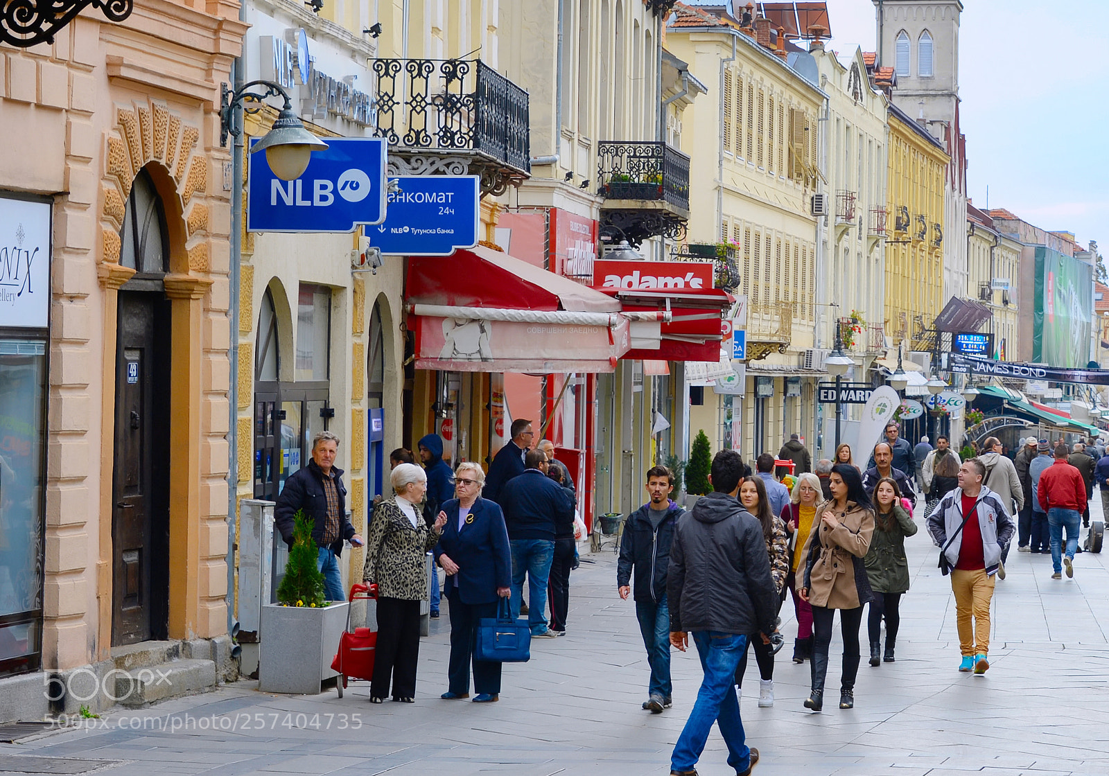 Nikon Df sample photo. Chirok sokak street. bitola photography