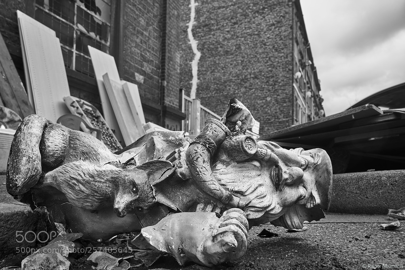Sony a7R II sample photo. Jungbusch 66 b&w photography