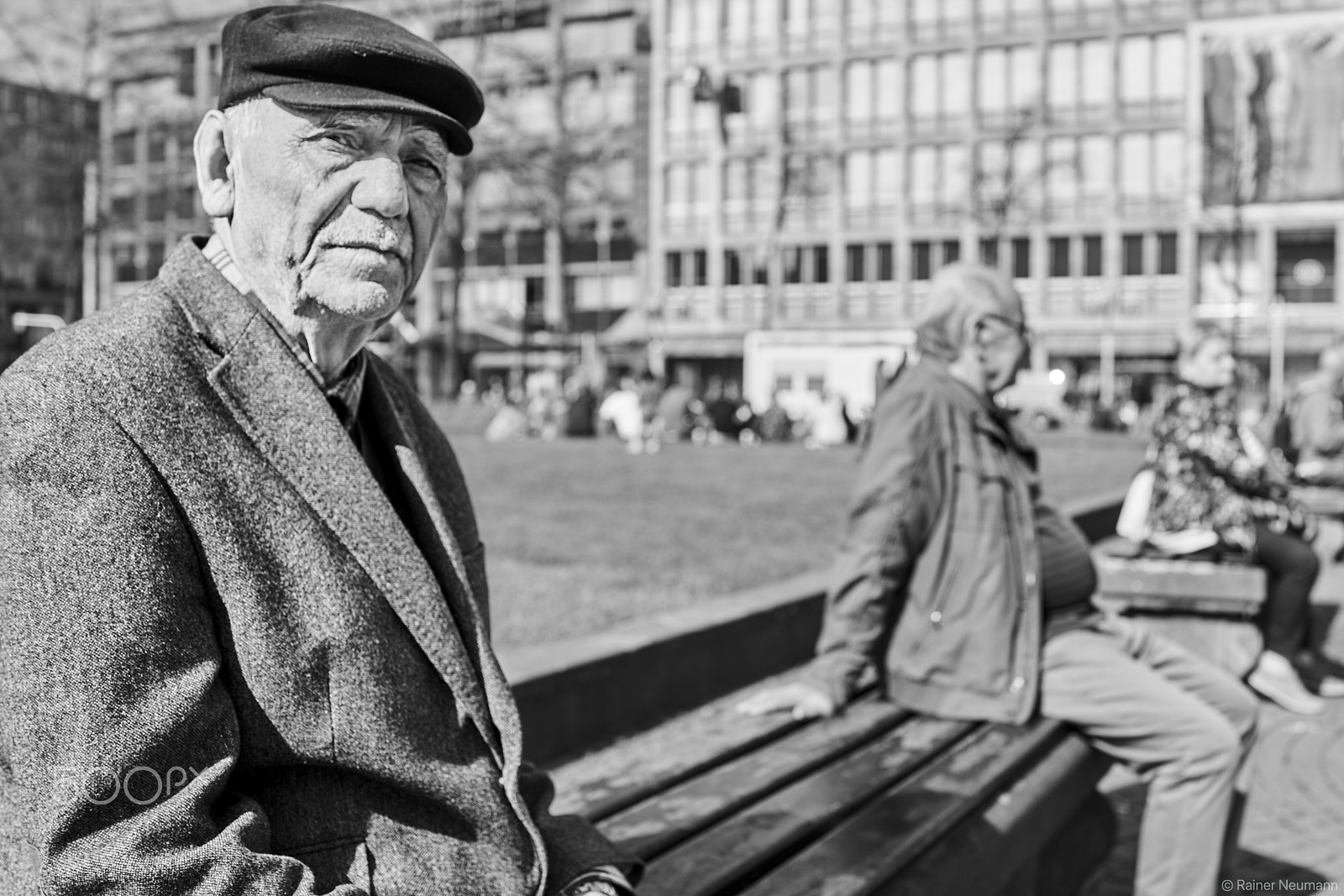 Sony Cyber-shot DSC-RX1R II sample photo. Mann 582 b&w photography