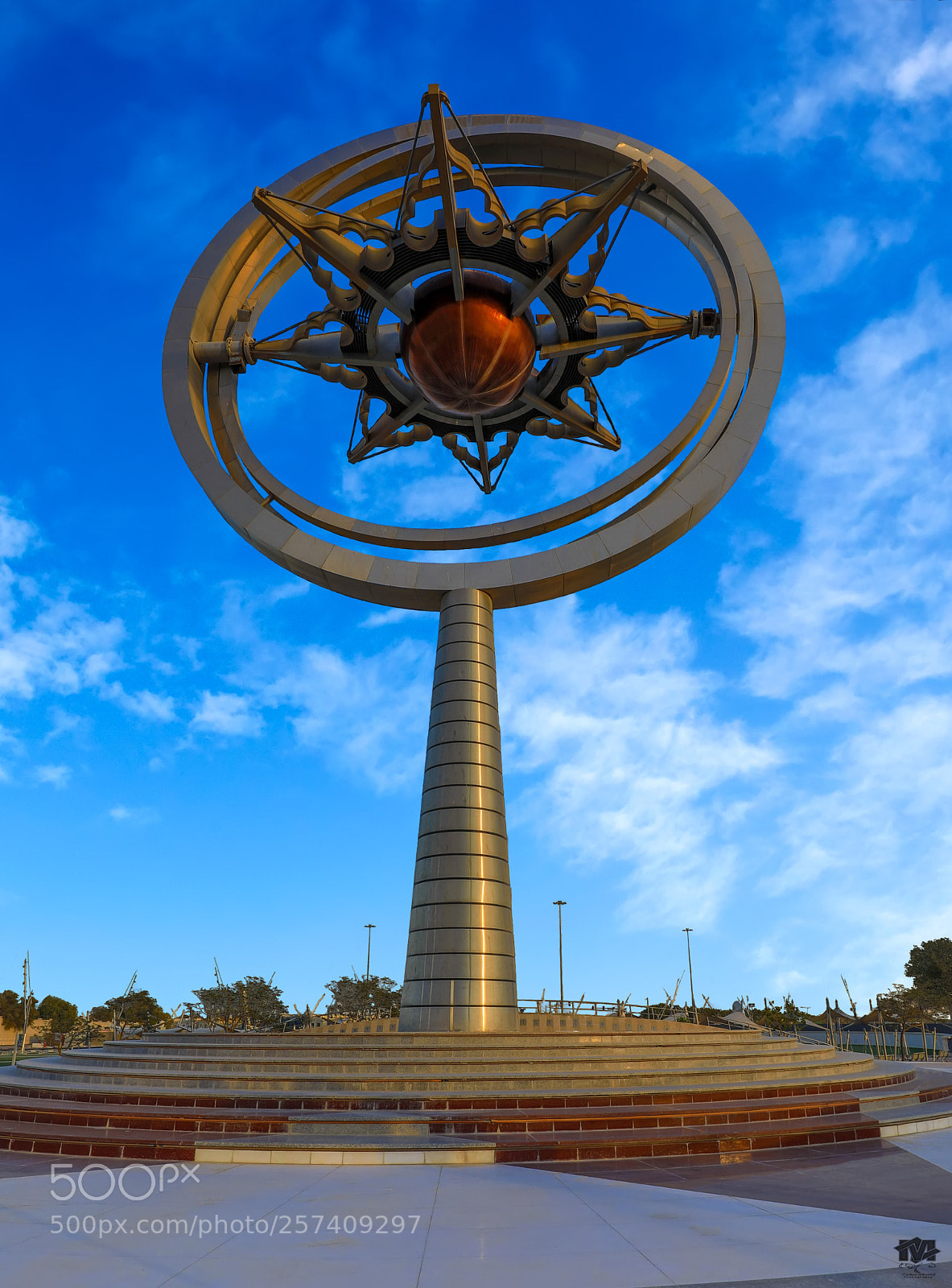 Canon EOS 5D Mark IV sample photo. The gyroscope photography