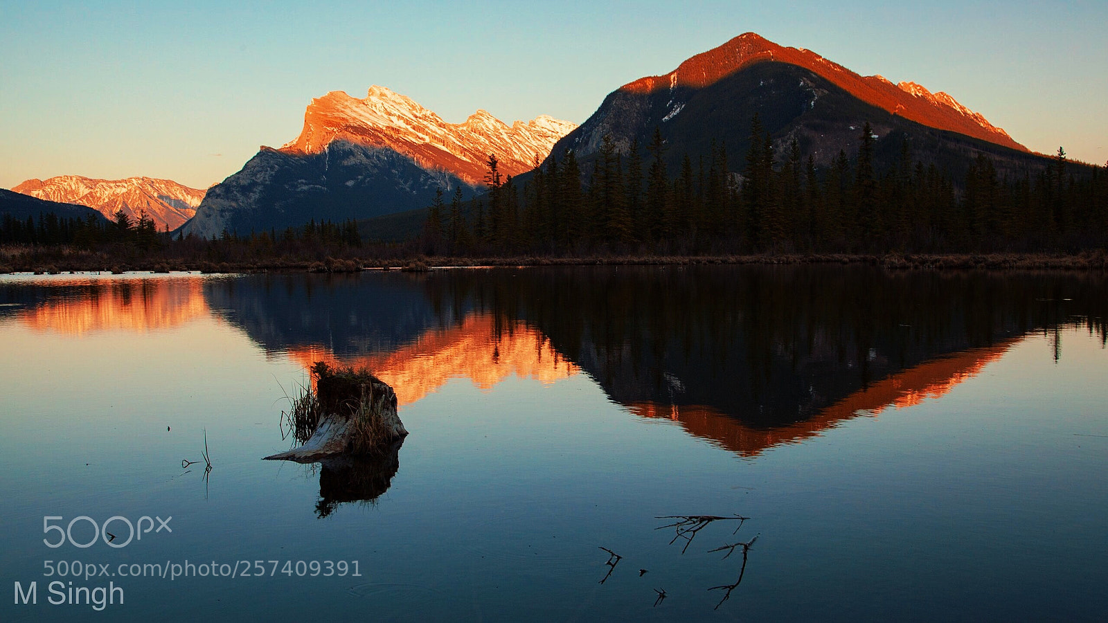 Canon EOS 5D Mark II sample photo. Calming sunset.  photography