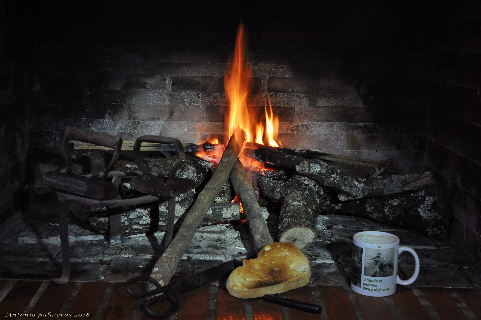 Nikon D90 sample photo. Desayuno y plancho ii photography