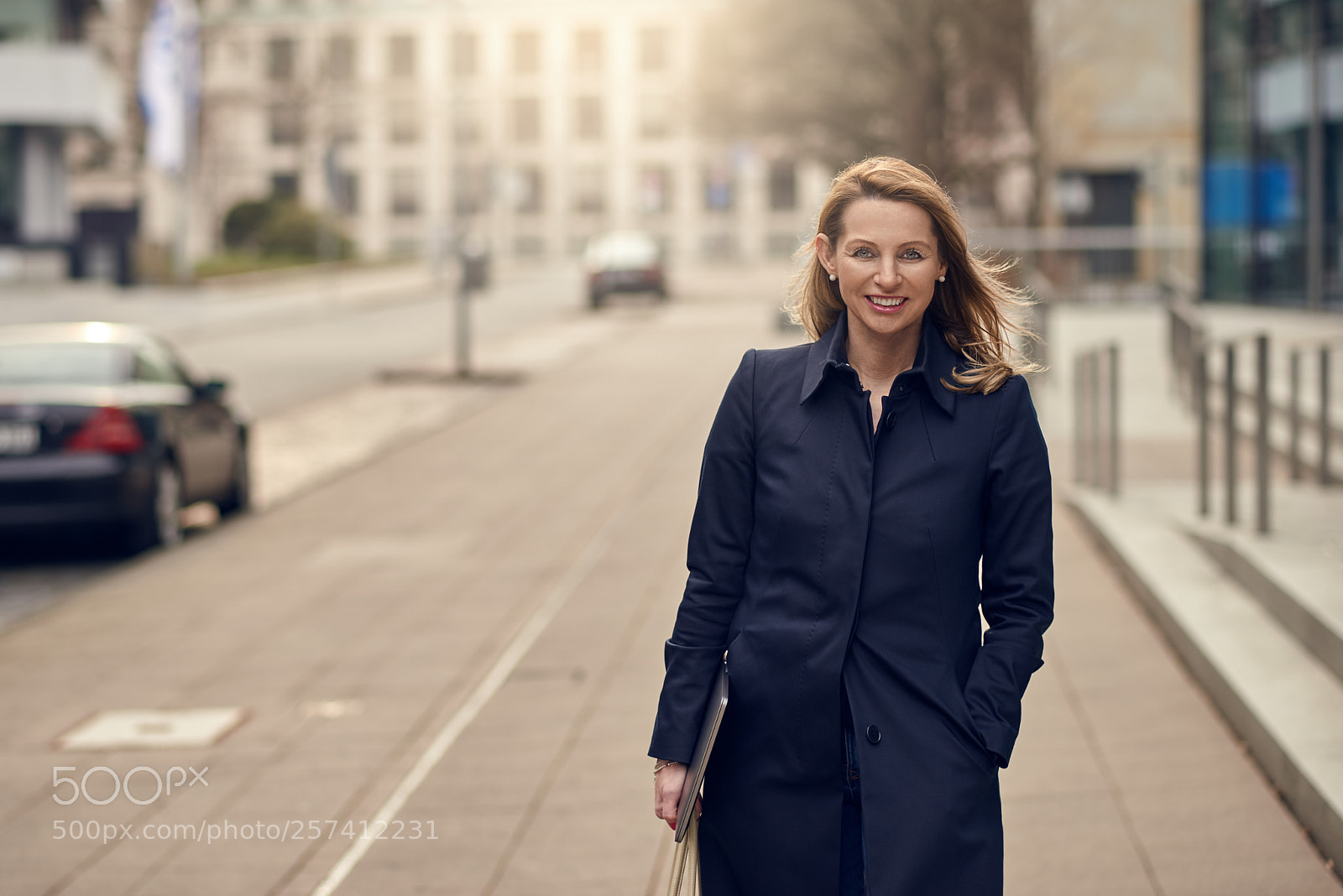 Nikon D800 sample photo. Attractive blond woman chatting photography