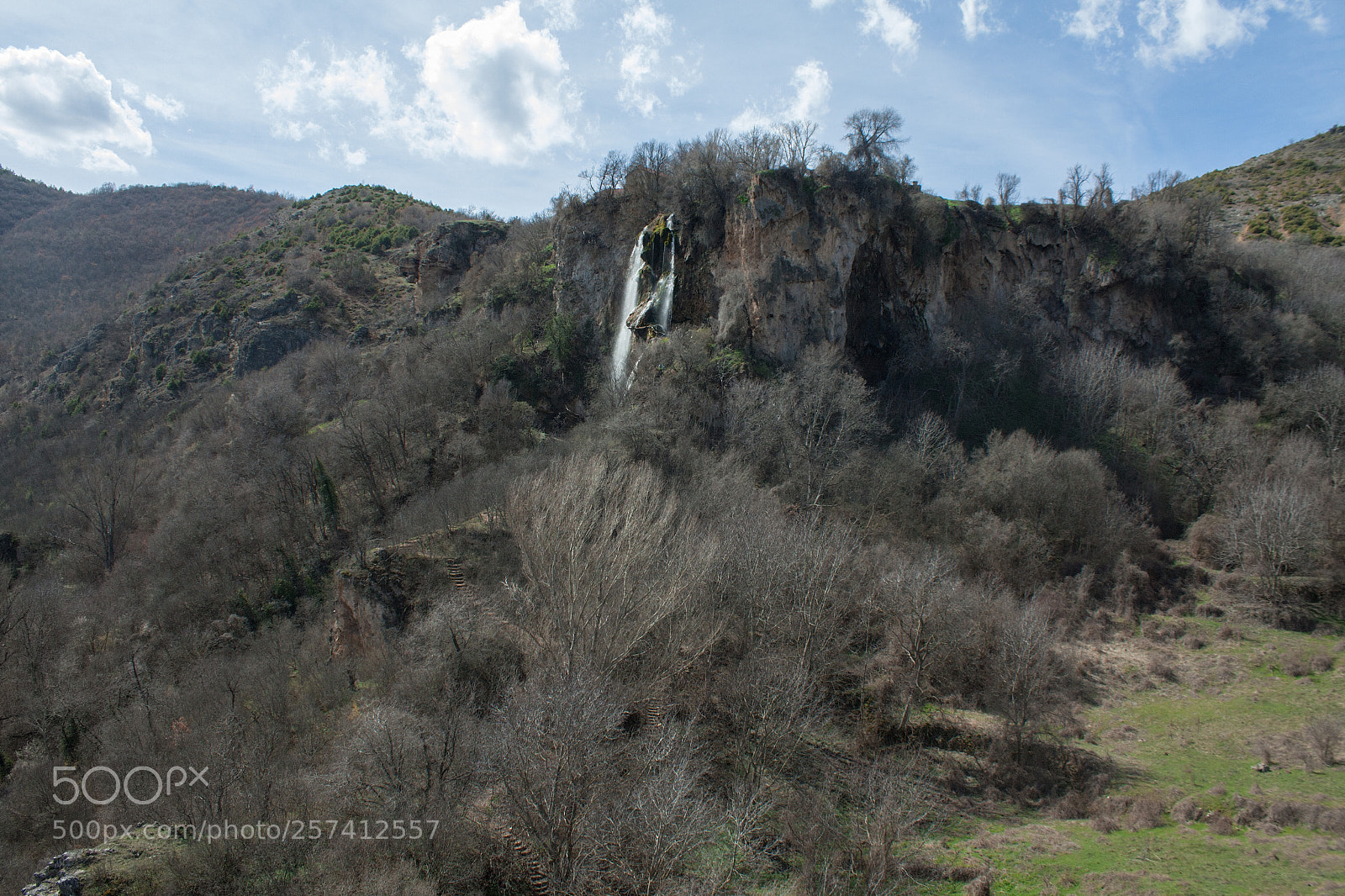 Canon EOS 450D (EOS Rebel XSi / EOS Kiss X2) sample photo. View to the waterfall photography